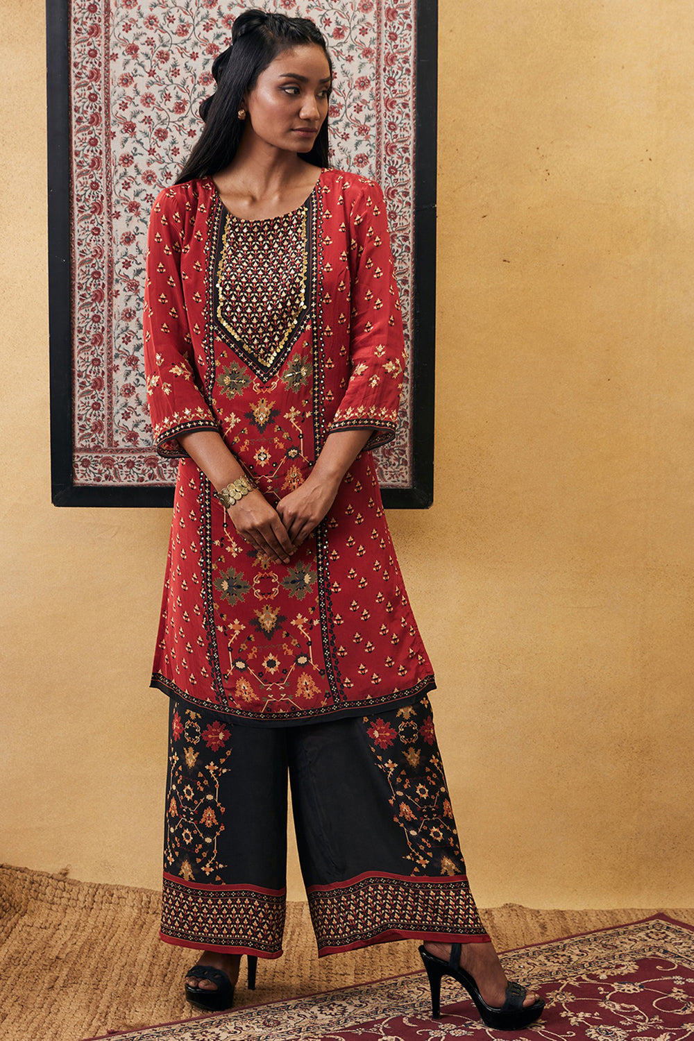 Zahra Embroidered Kurta Set
