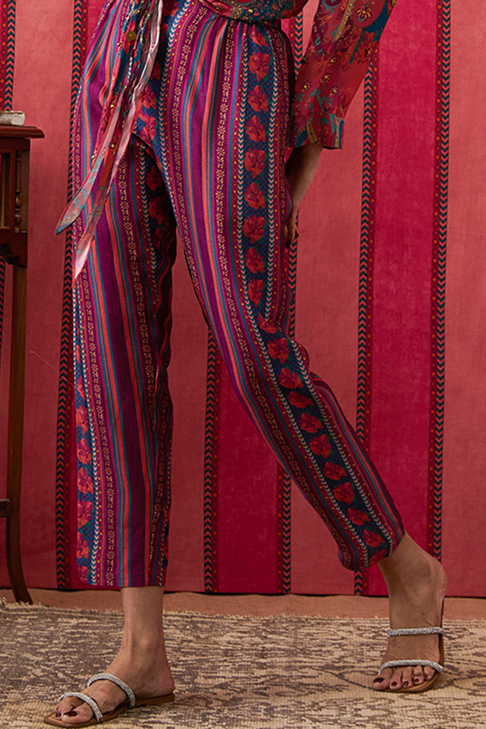 Qala Embellished Co-Ord Set