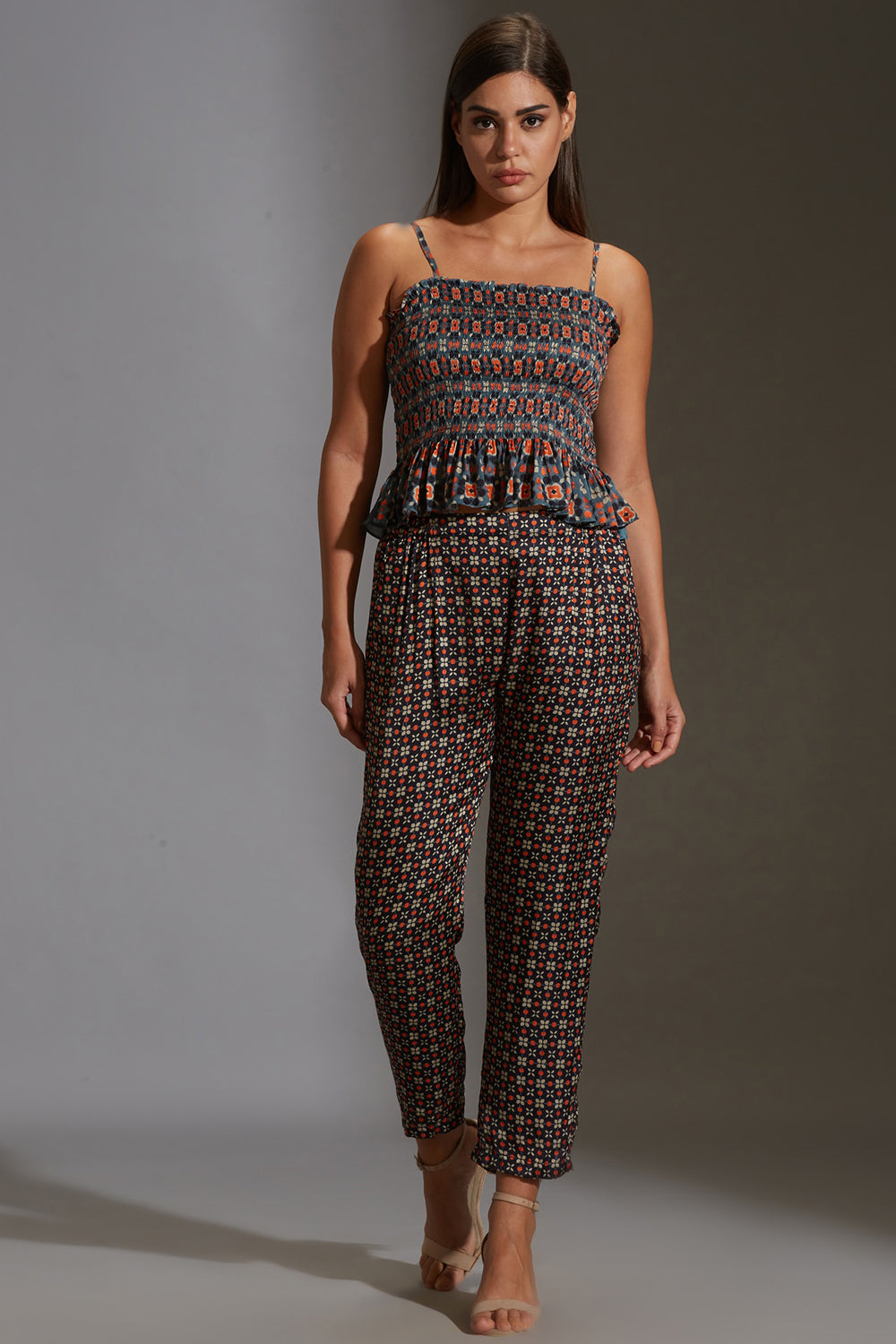 Arabesque Geometrical Print Pants With Rushed Top And Jacket