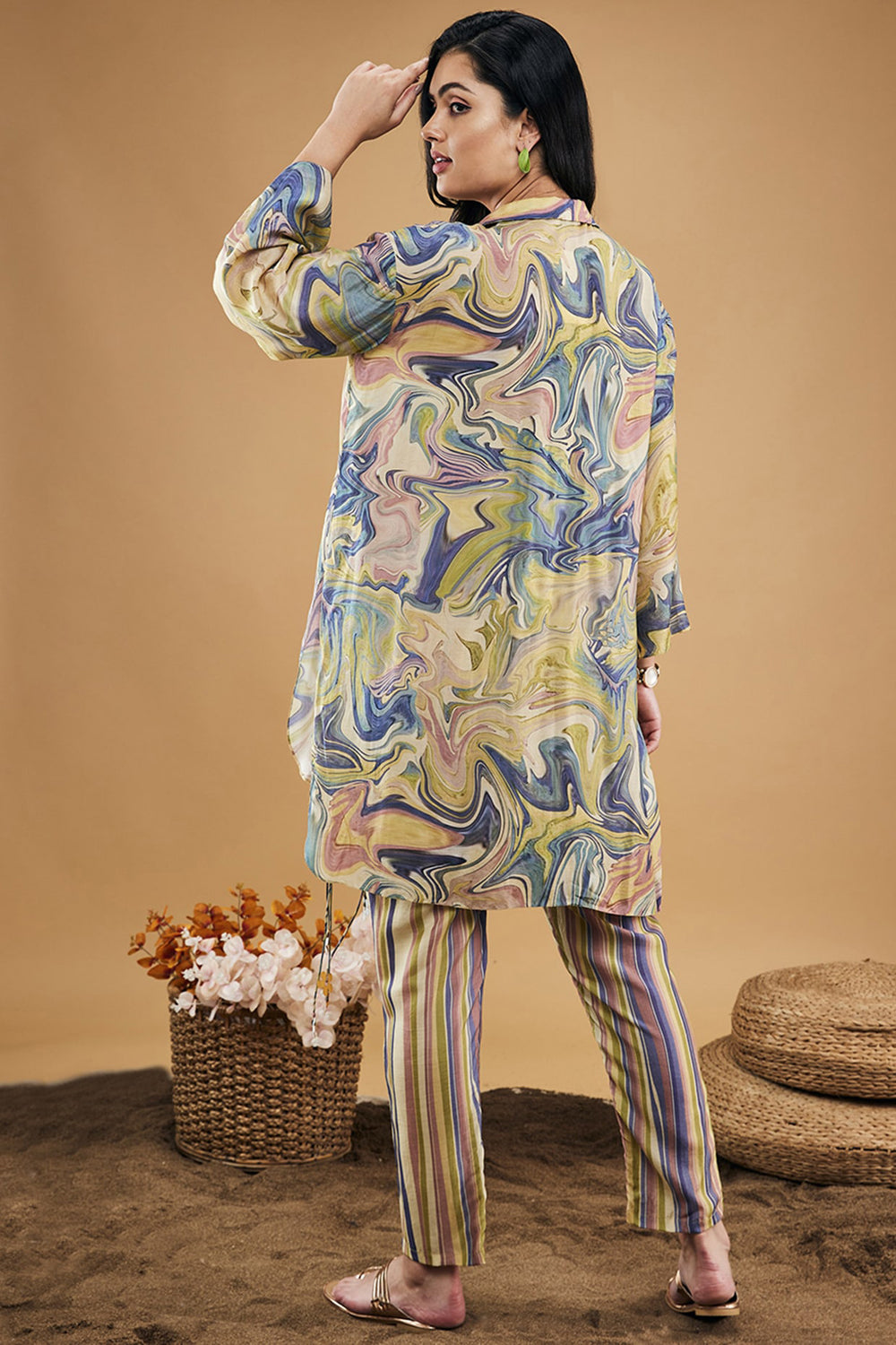 Marble Mosaic Embellished Shirt With Pants