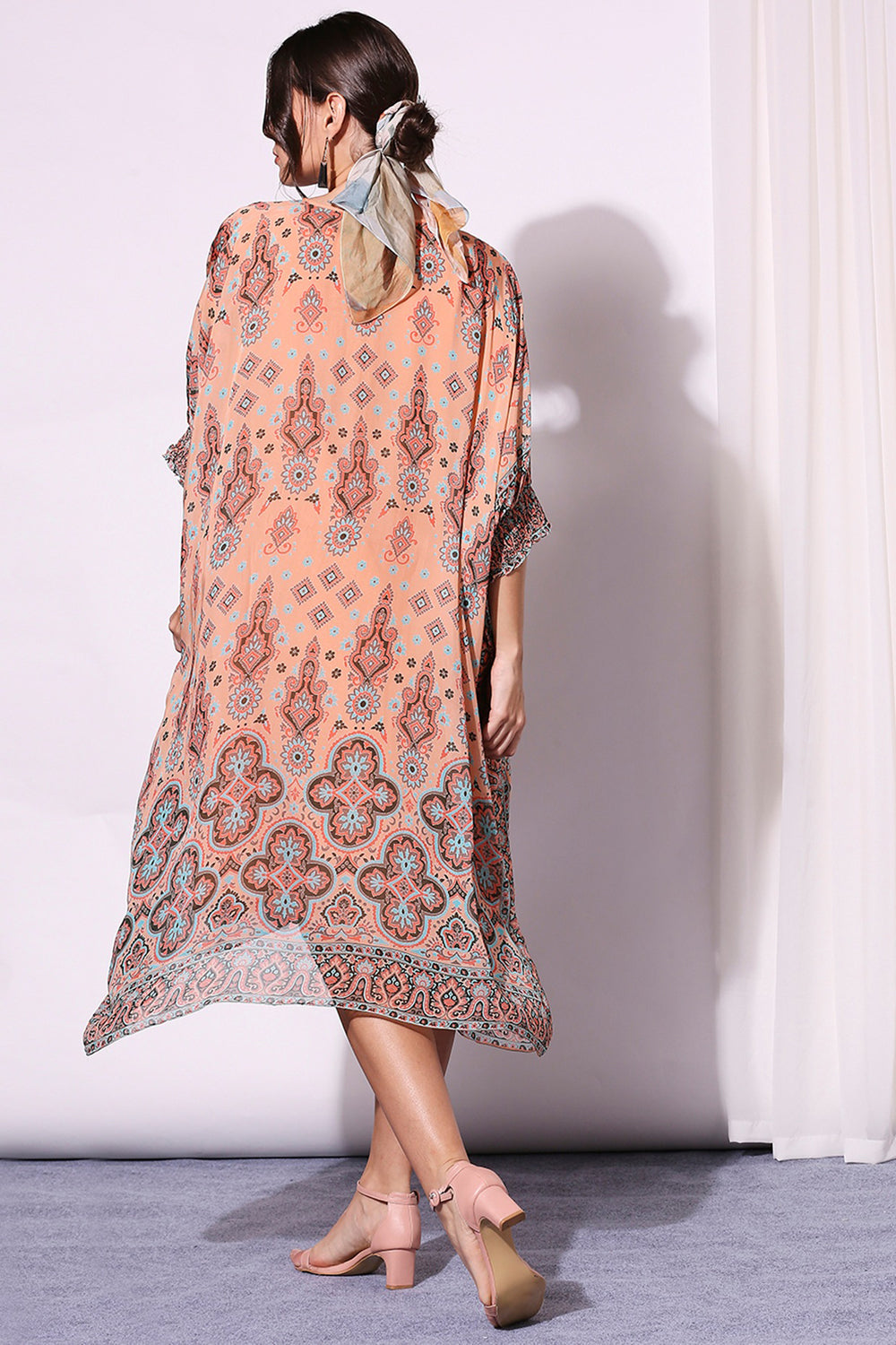 Printed Kaftan Dress With Rushed Sleeves