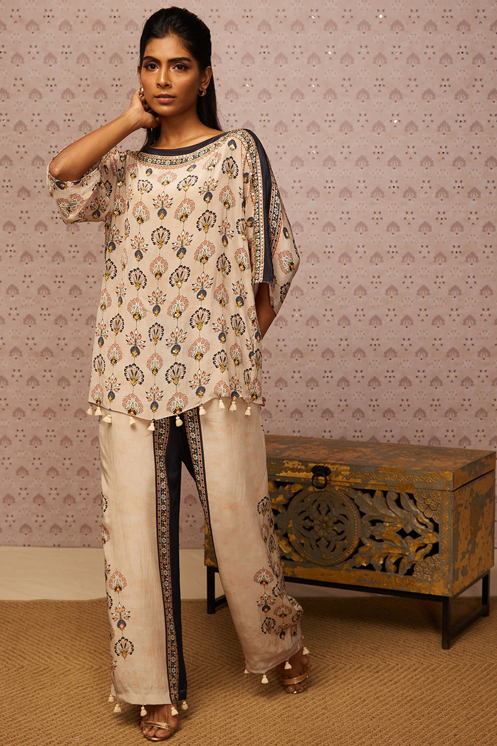 Sarouk Embroidered Co-Ord Set