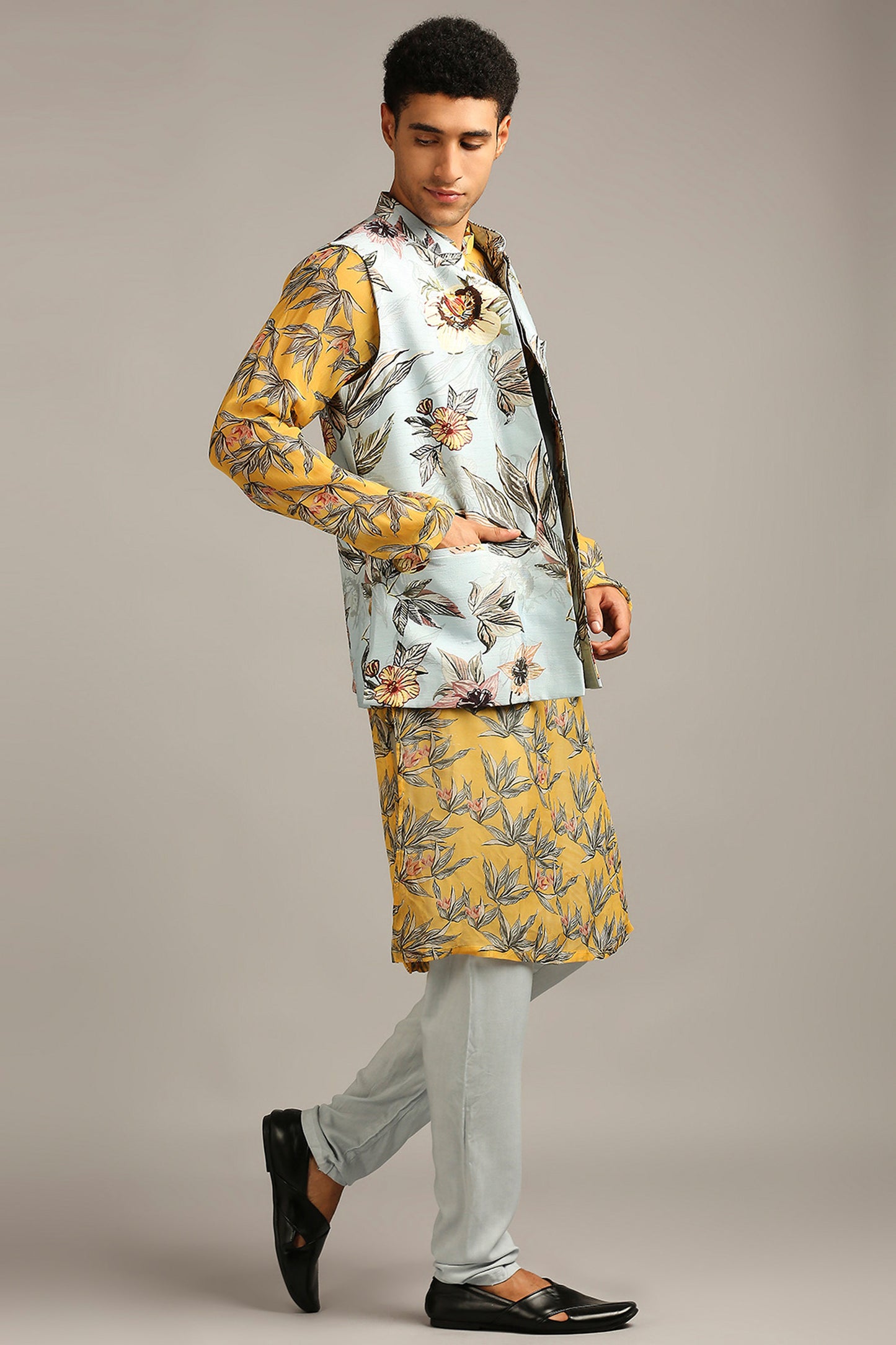 Anthia Yellow floral printed bundi with kurta set