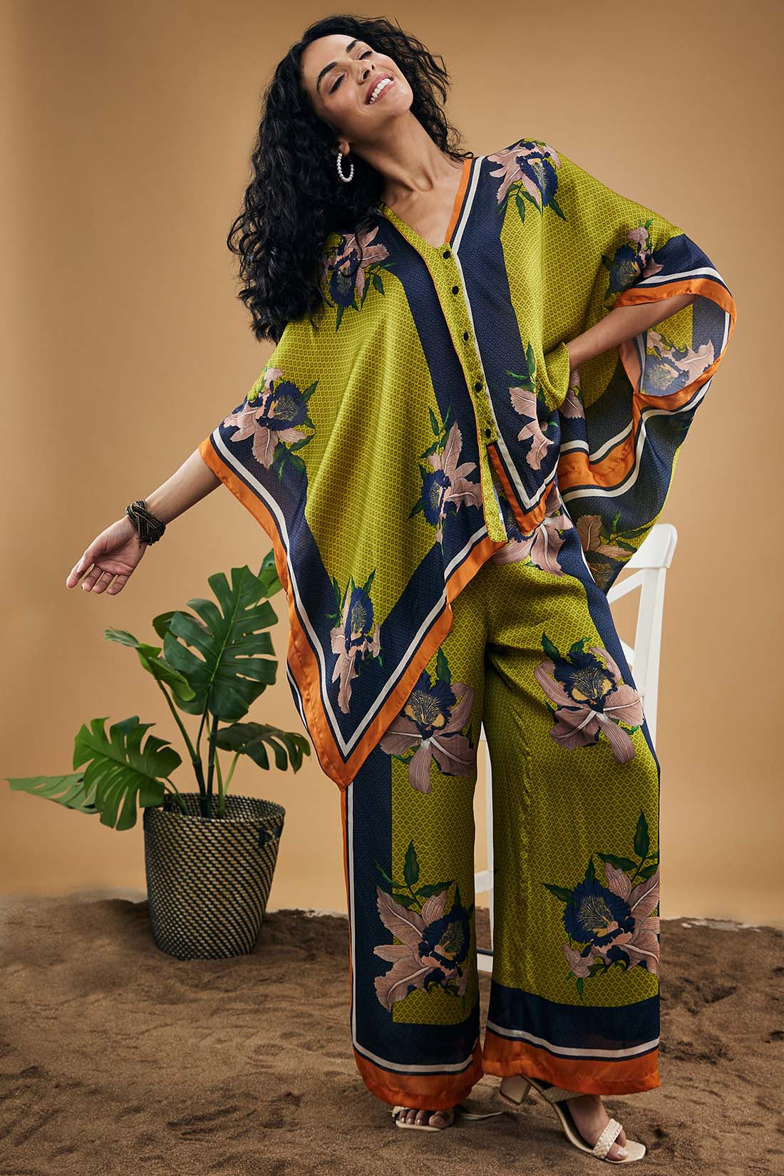 Green Orchid Bloom Printed Kimono Shirt With Pants
