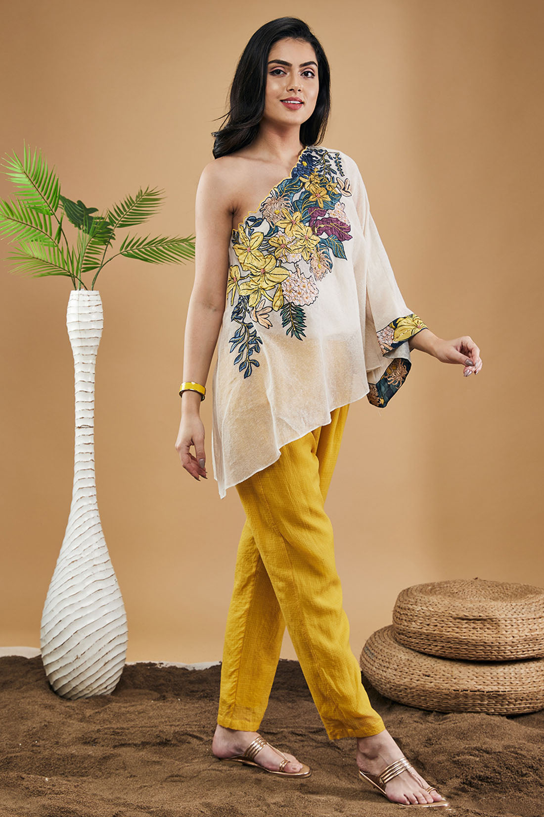 Zinnia Applique One-Shoulder Top With Pants