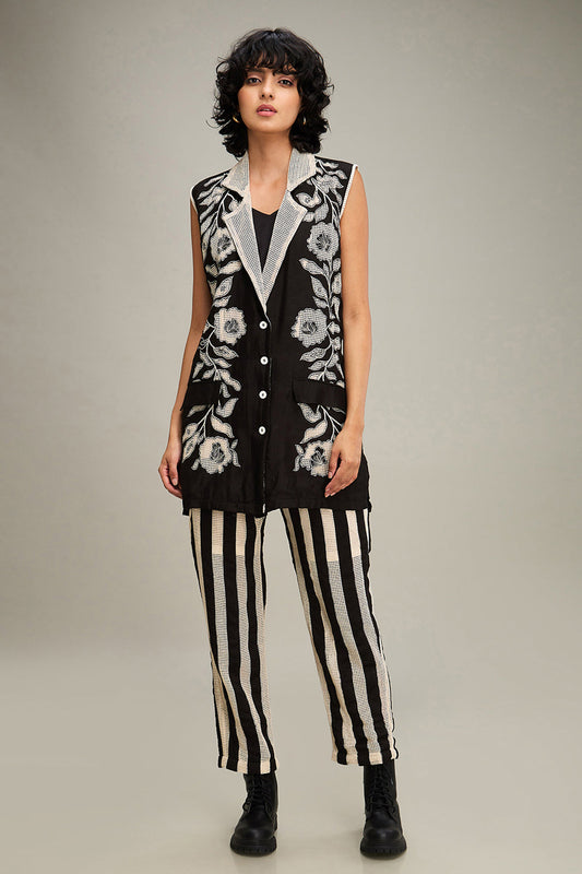 Black Zinnia Applique Blazer Set