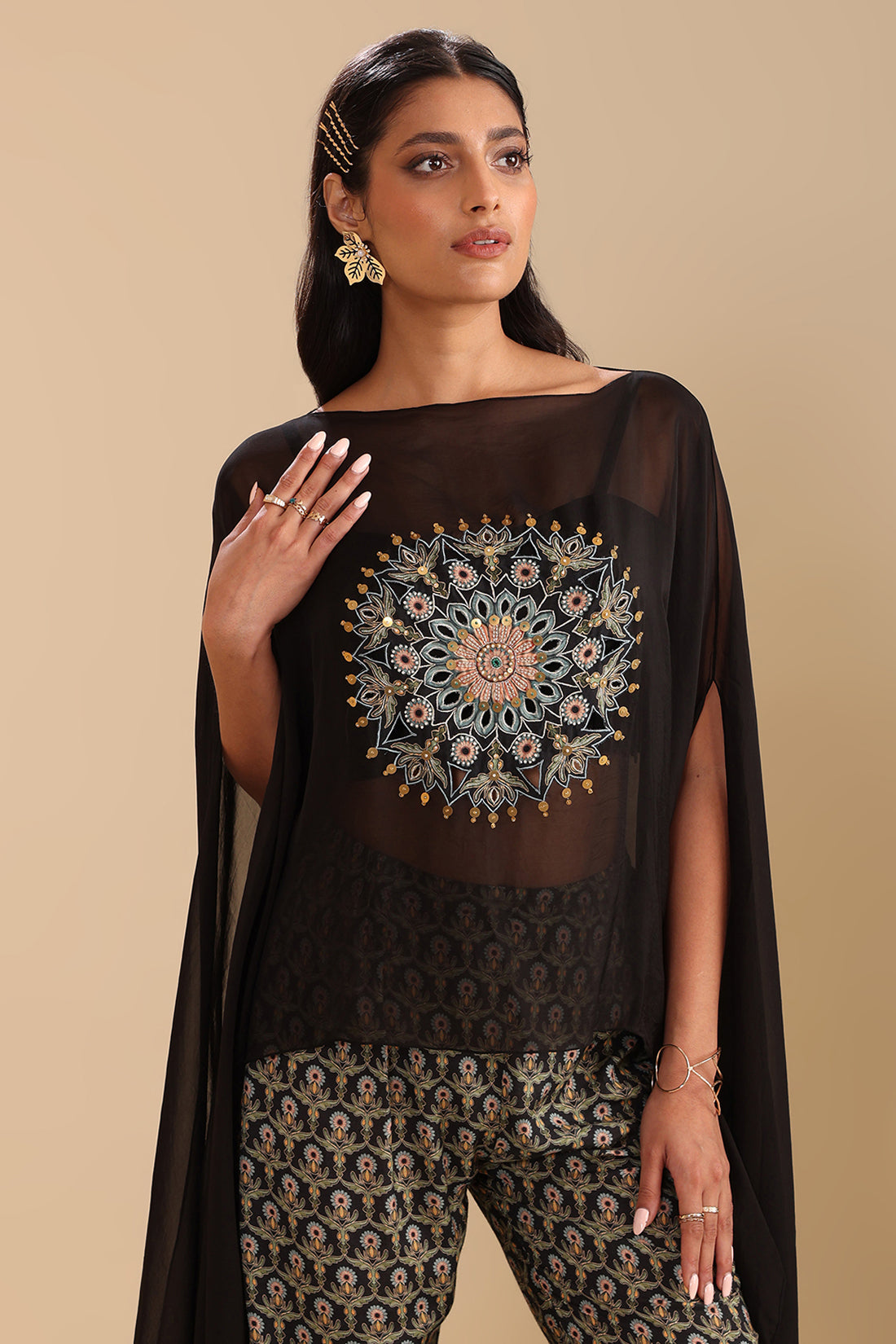 Eraya Printed Pant Set With Cape