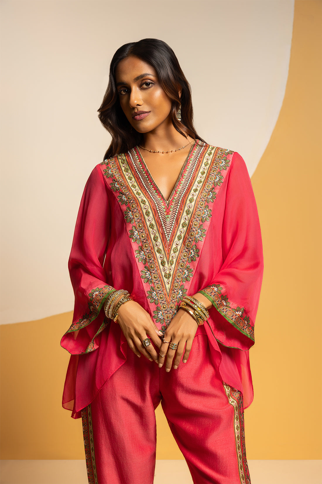 Taarani embellished V-neck co-ord  set