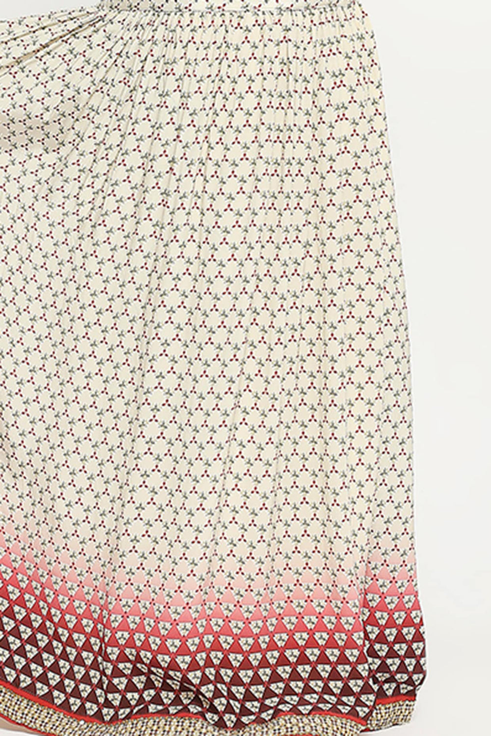 Applique Geometric Printed Lehenga Paired With Crop Top And Net Dupatta