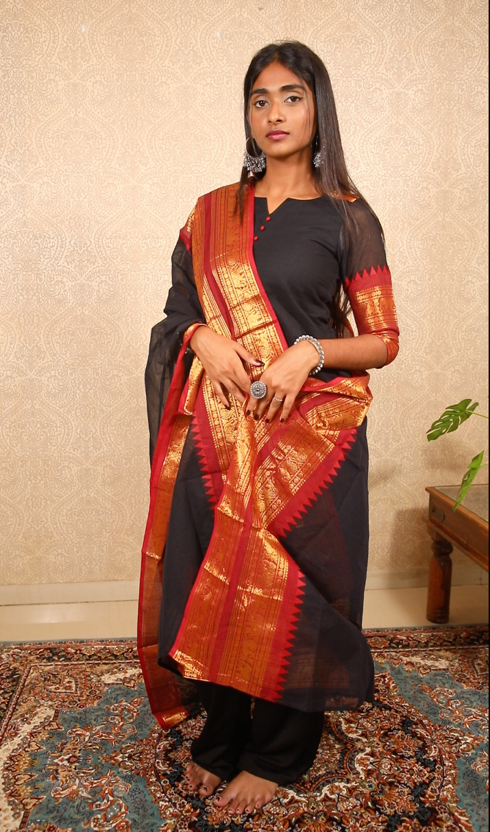 Geet - Kurti with dupatta in pure kanchi cotton in Black color