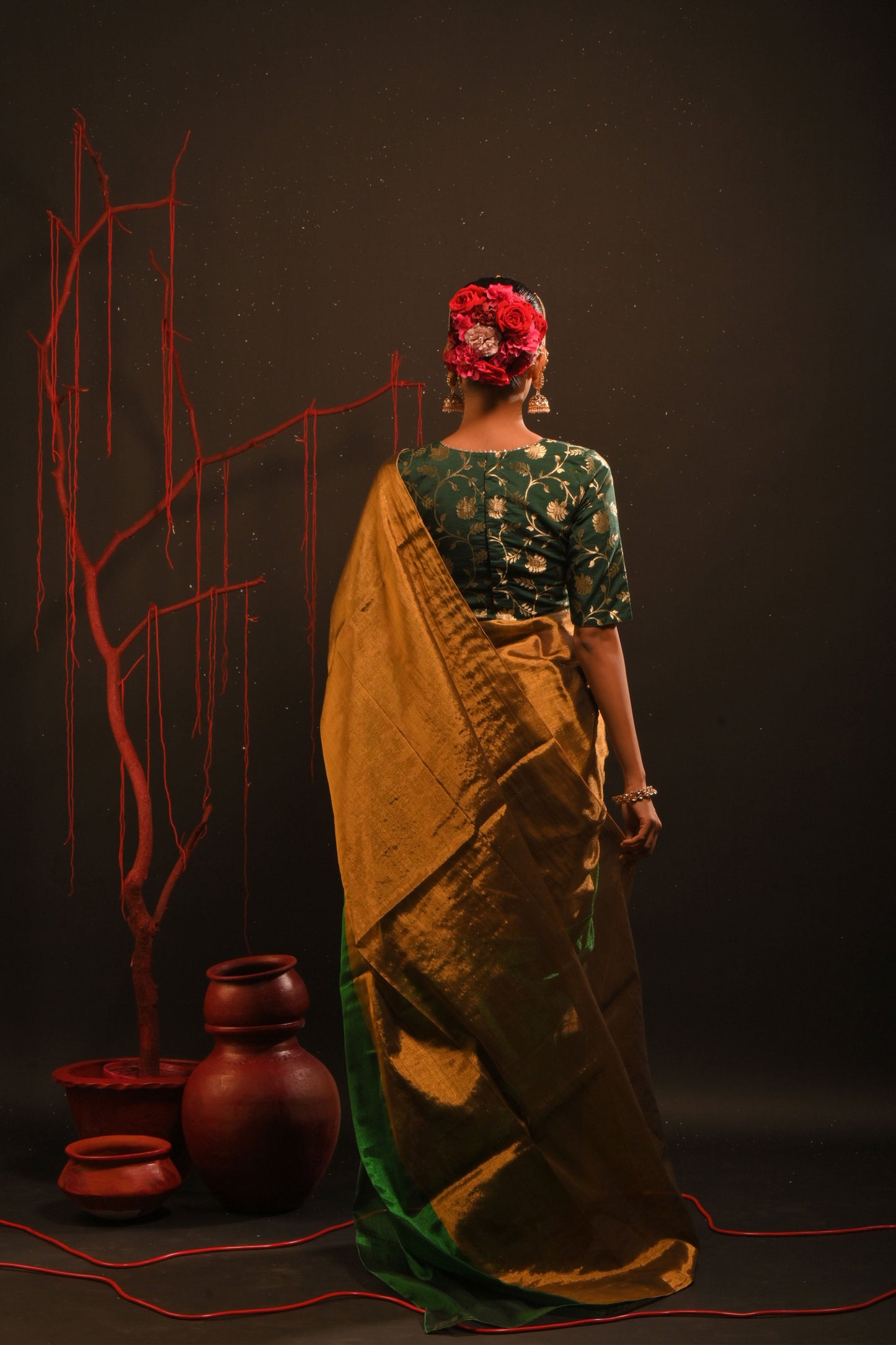 Jaishree saree I Gold Handloom Tissue Saree