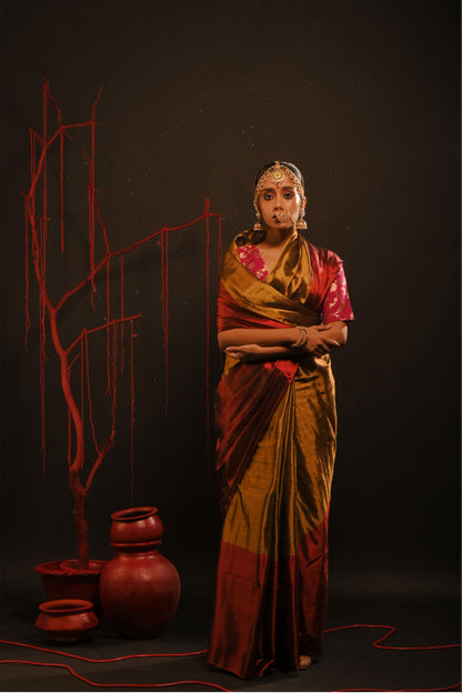 Yagnika saree I Gold Handloom Tissue Saree