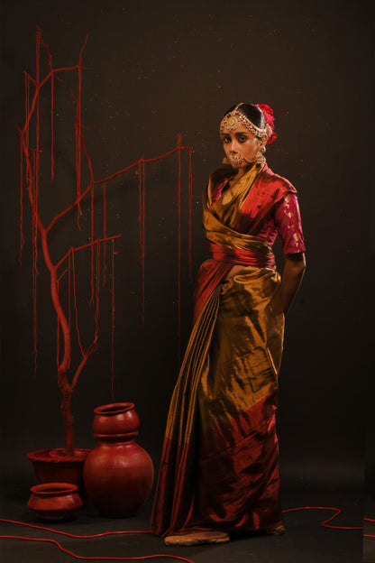 Yagnika saree I Gold Handloom Tissue Saree