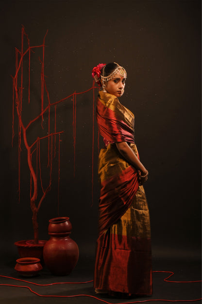 Yagnika saree I Gold Handloom Tissue Saree