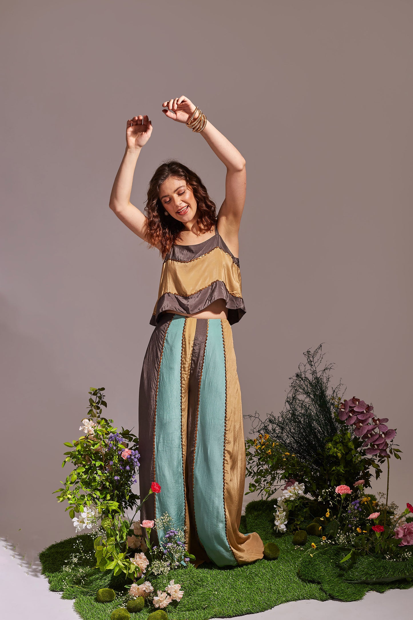 LAVENDUSK Green, Beige and Dark Grey Coord set