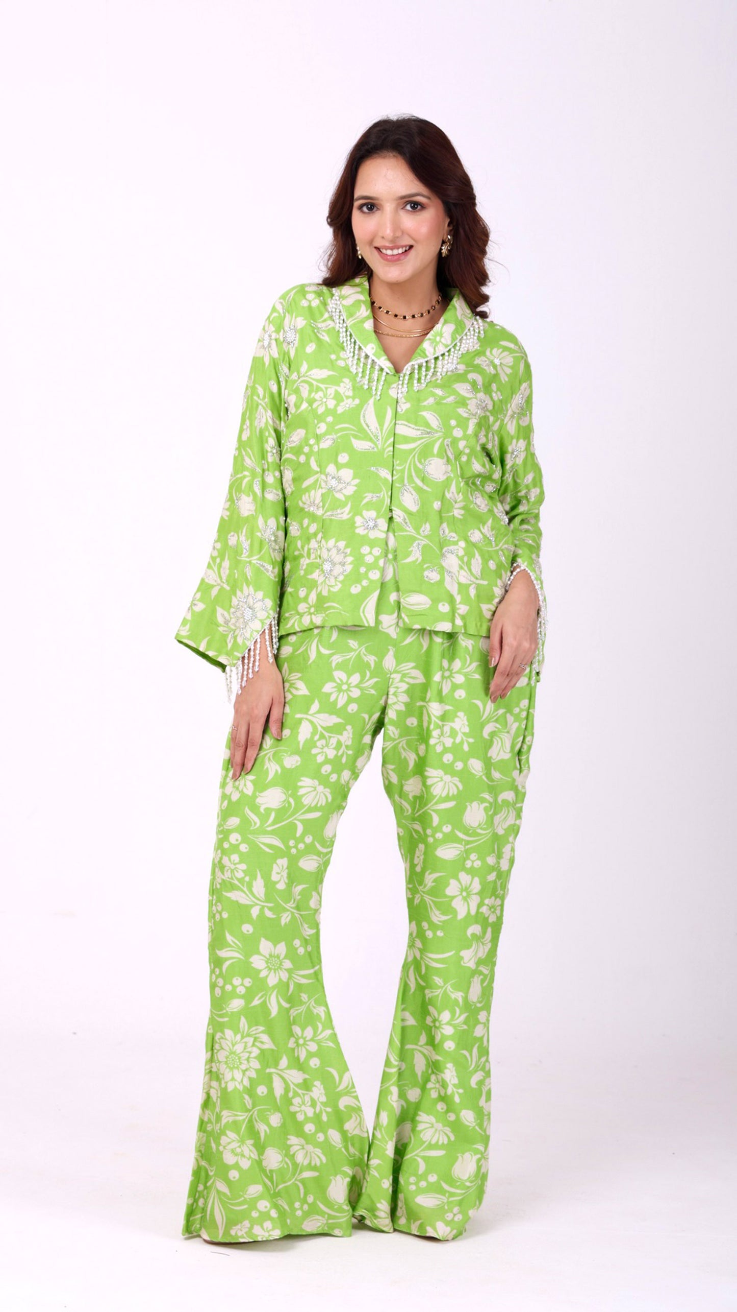 Love bird green hand-embroiderd floral co-ord set