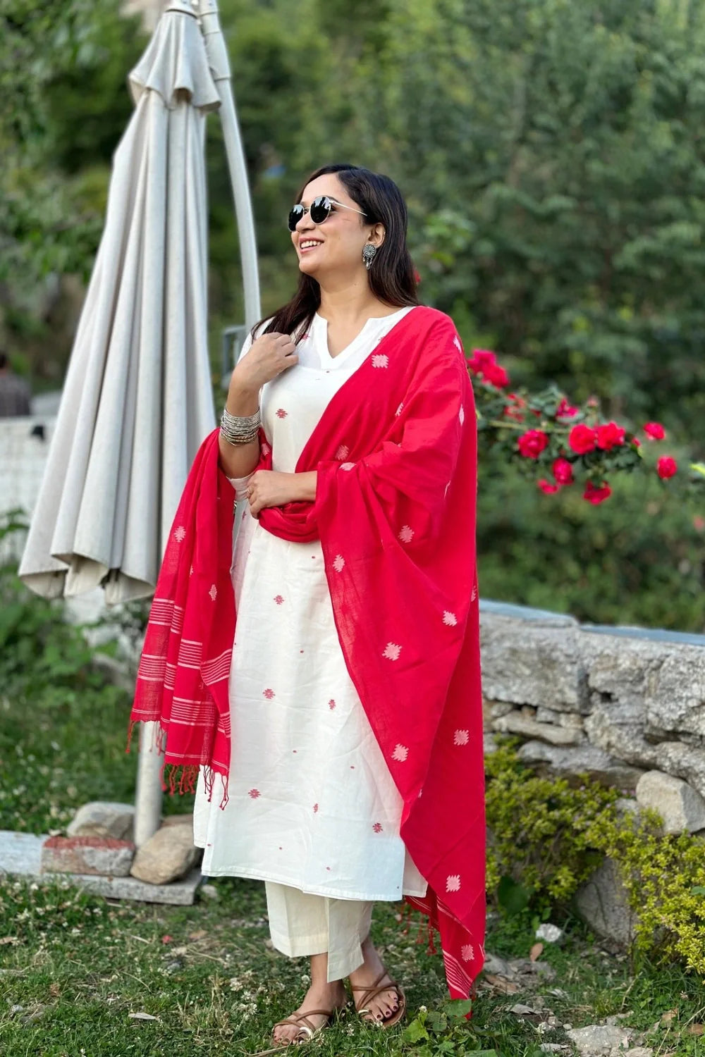 Handloom White Soft Cotton Jamdani Kurta Set With Dupatta