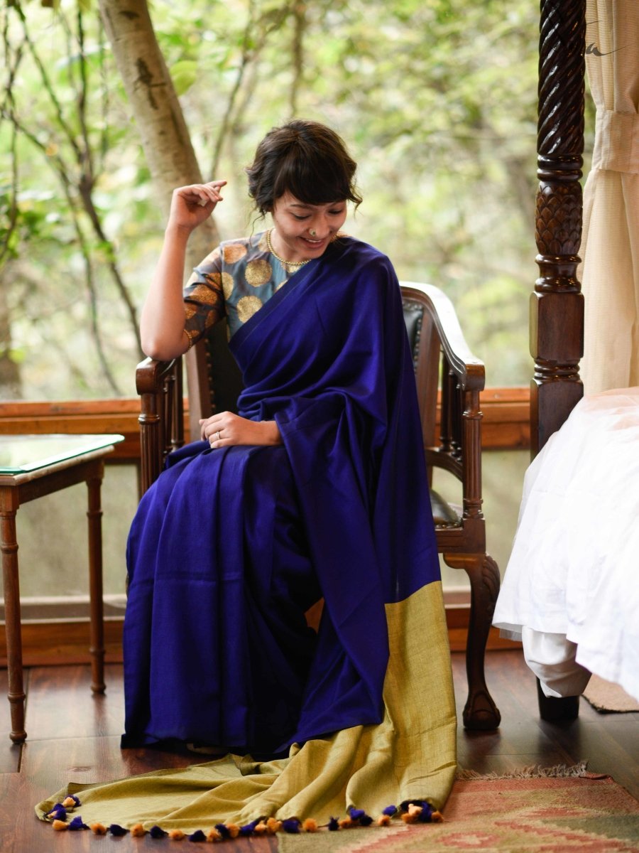 A golden winged kingfisher - Suta Bombay