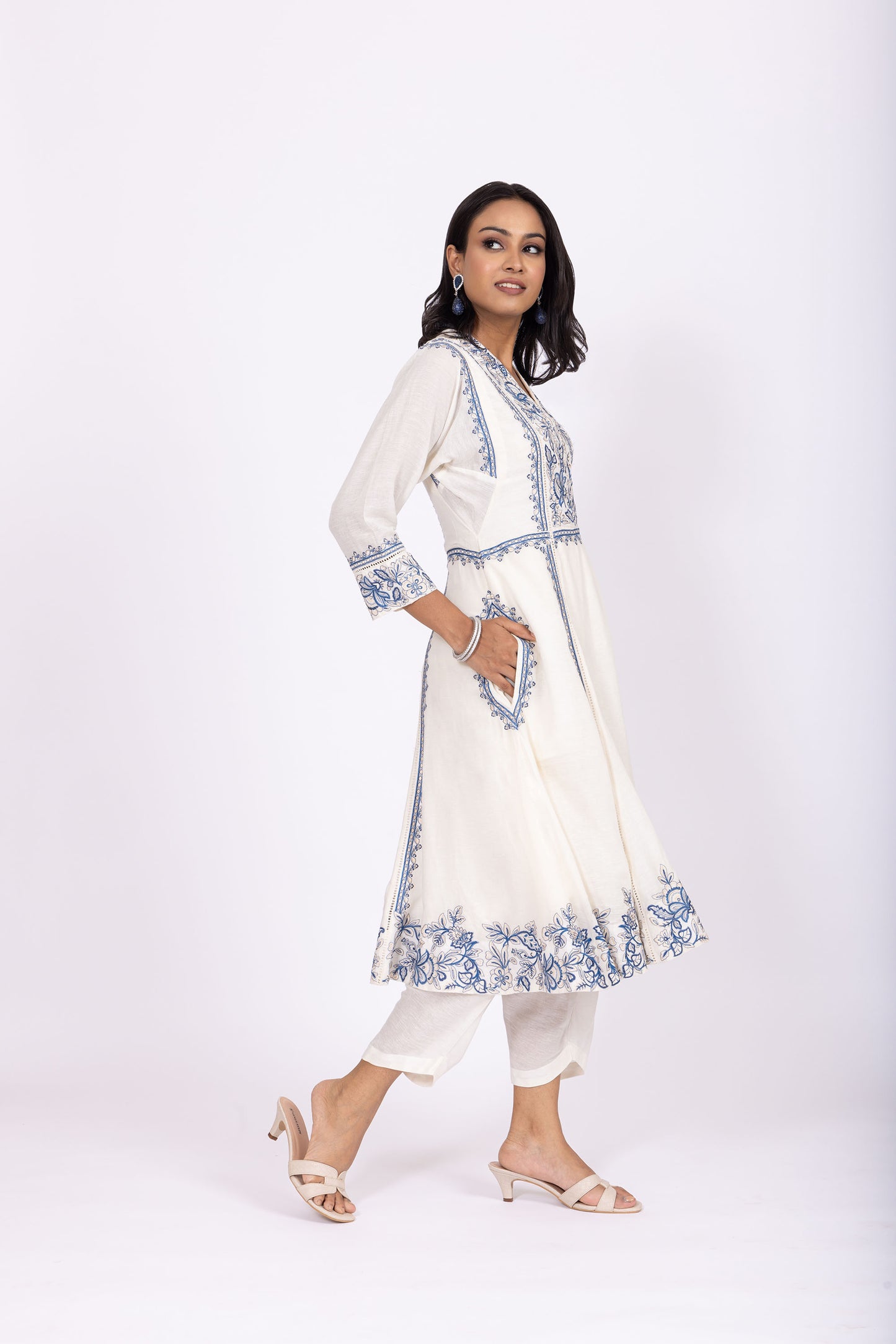 Nargis Crafted Nargis Linen Kurta Set with Striped Chiffon Dupatta