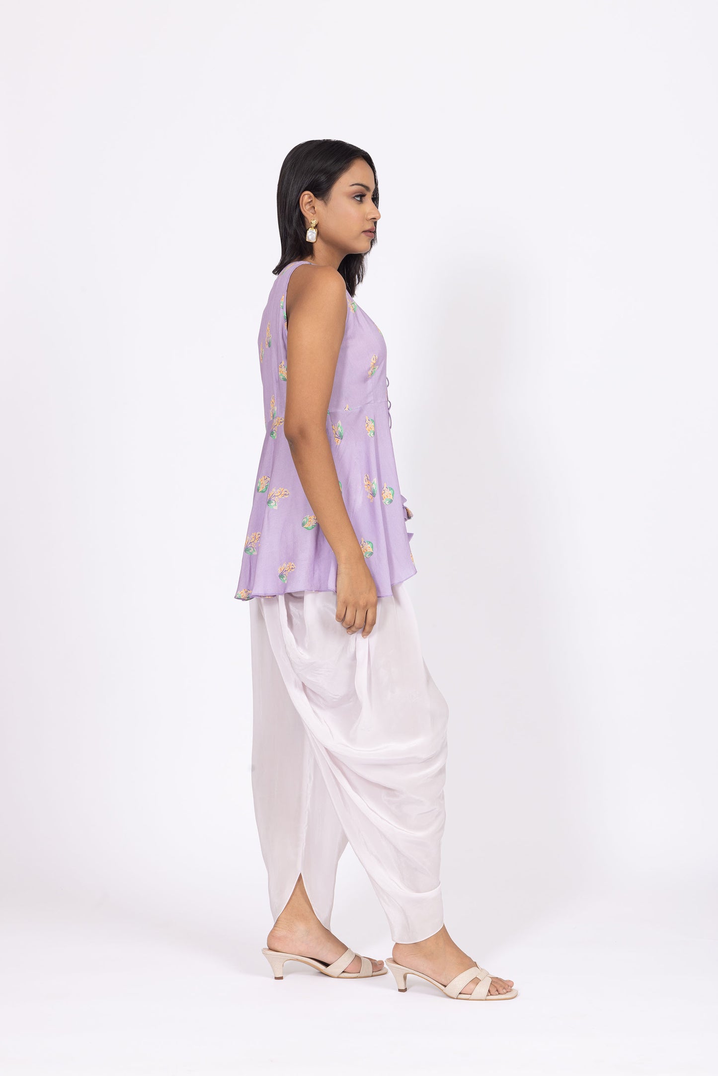 Omina Lavender Sleeveless Peplum Top with White Draped Dhoti Pants