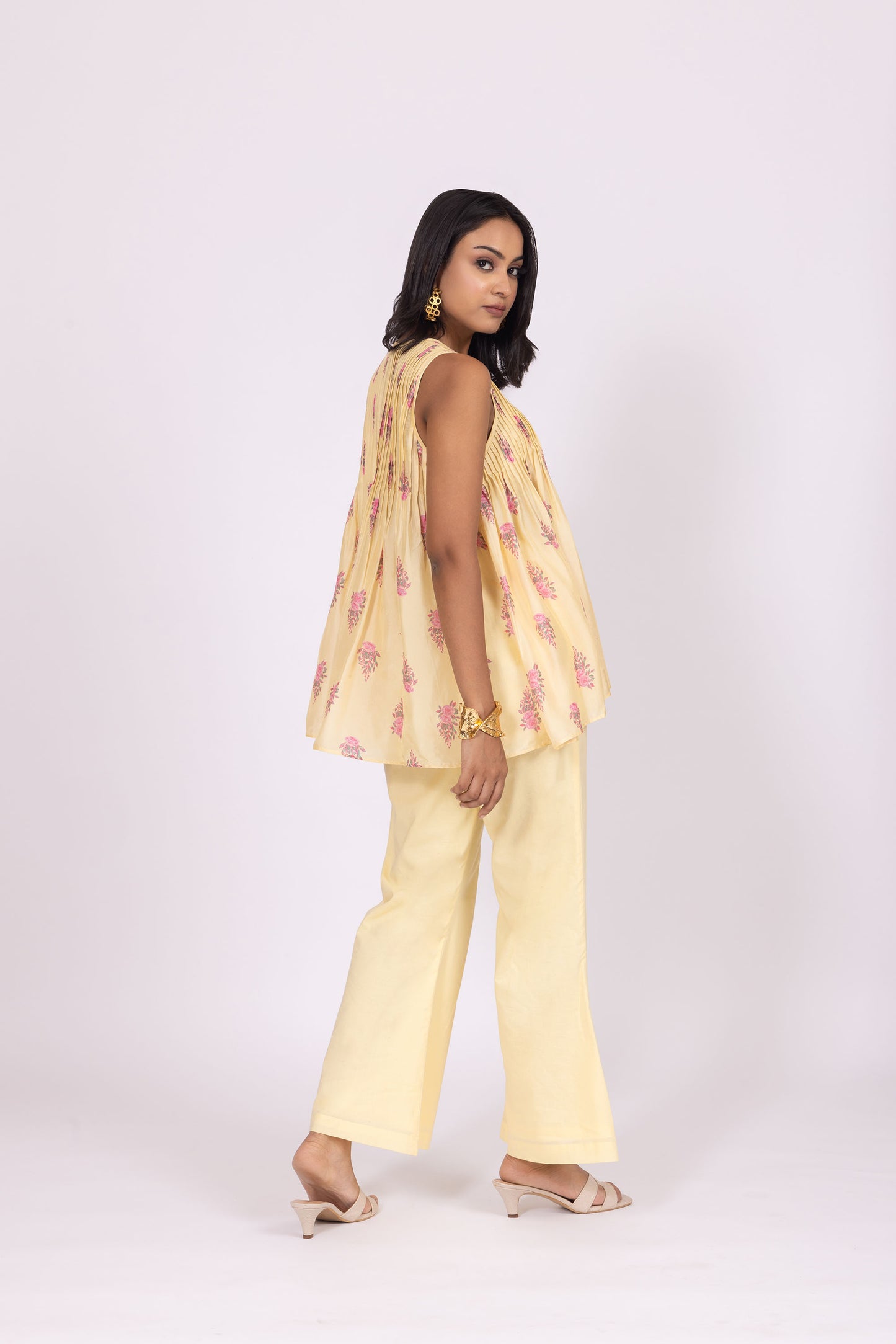 Pakhi Lemon Yellow Floral Printed Sleeveless Co-Ord Set