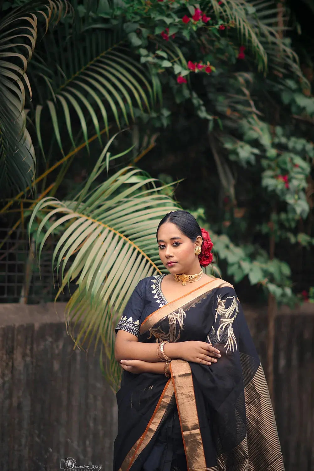 Handloom Black Chanderi Pure Silk Saree With Gold Zari Motifs