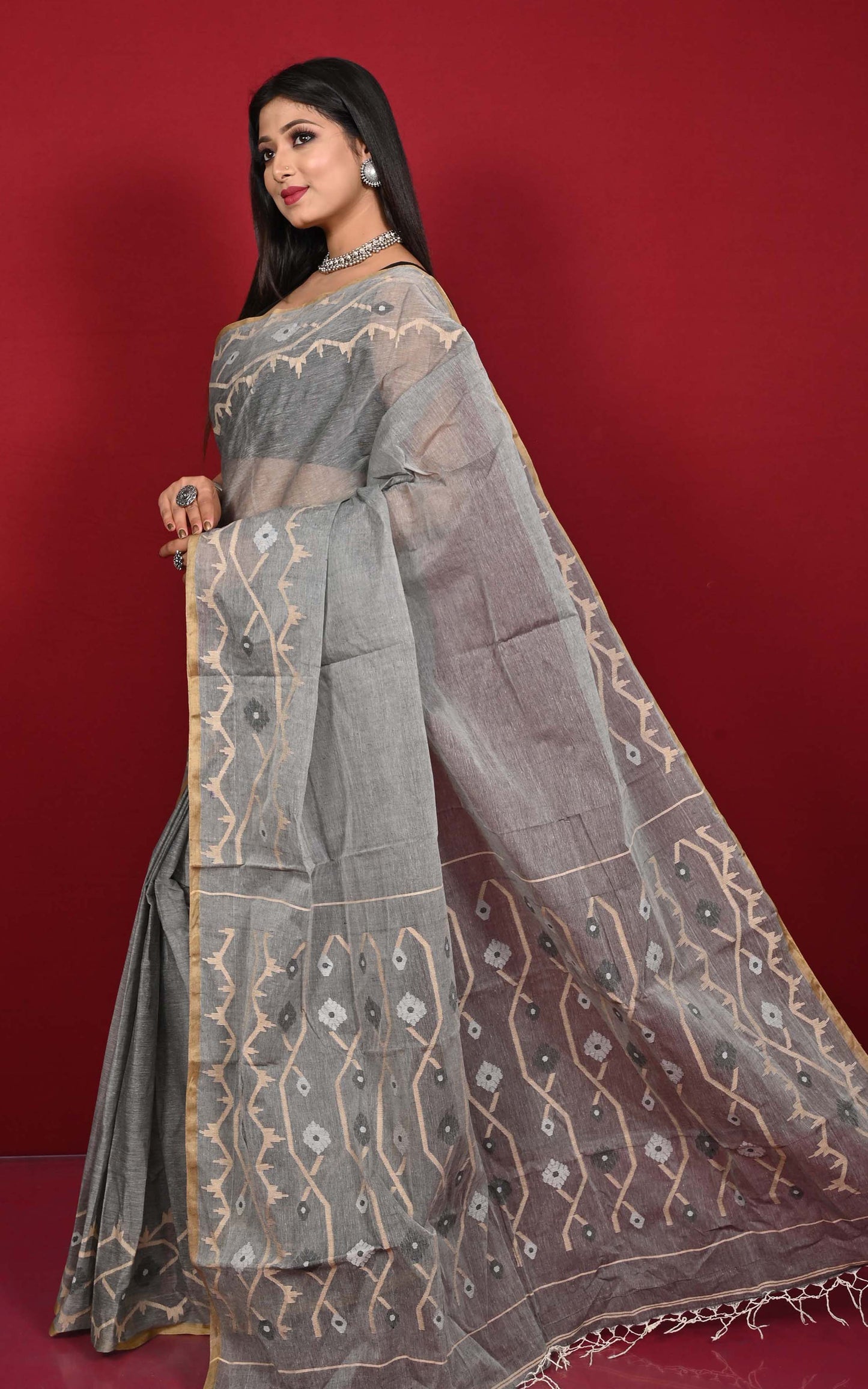 Hand Karat Needle Woven Work Pure Cotton Bengal Jamdani Saree Suva Grey and Beige