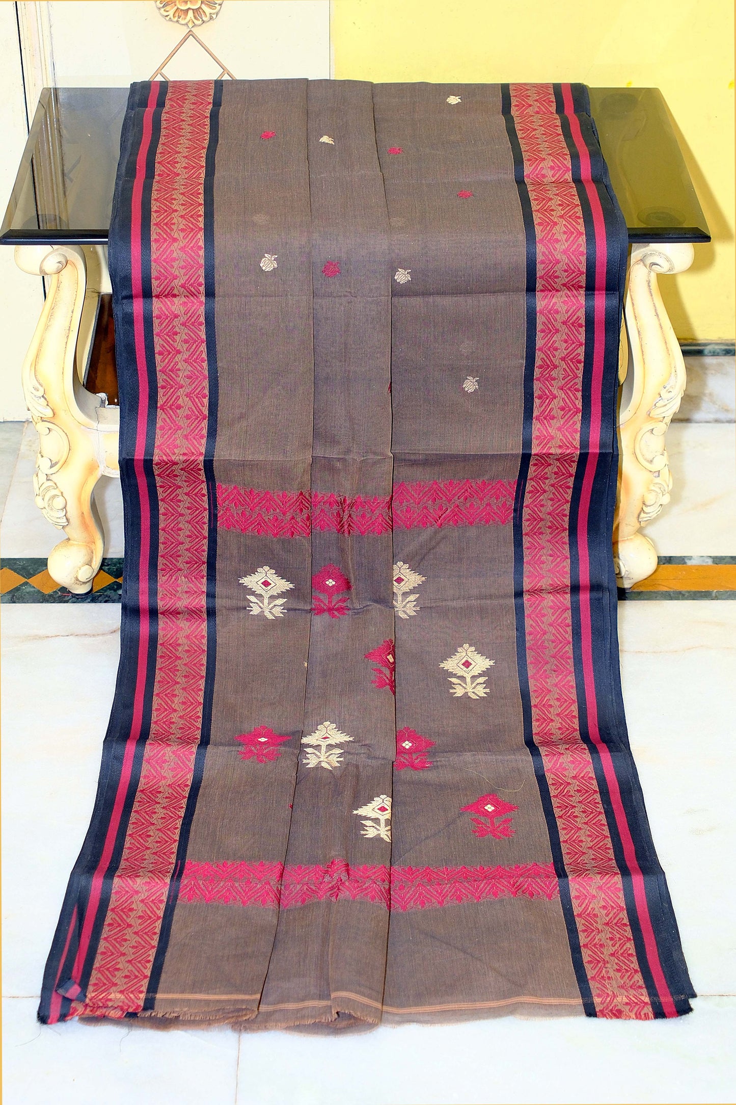 Woven Matta Thread Nakshi Border Premium Quality Bengal Handloom Cotton Saree in Hemp Brown, Red, Navy Blue and  Beige