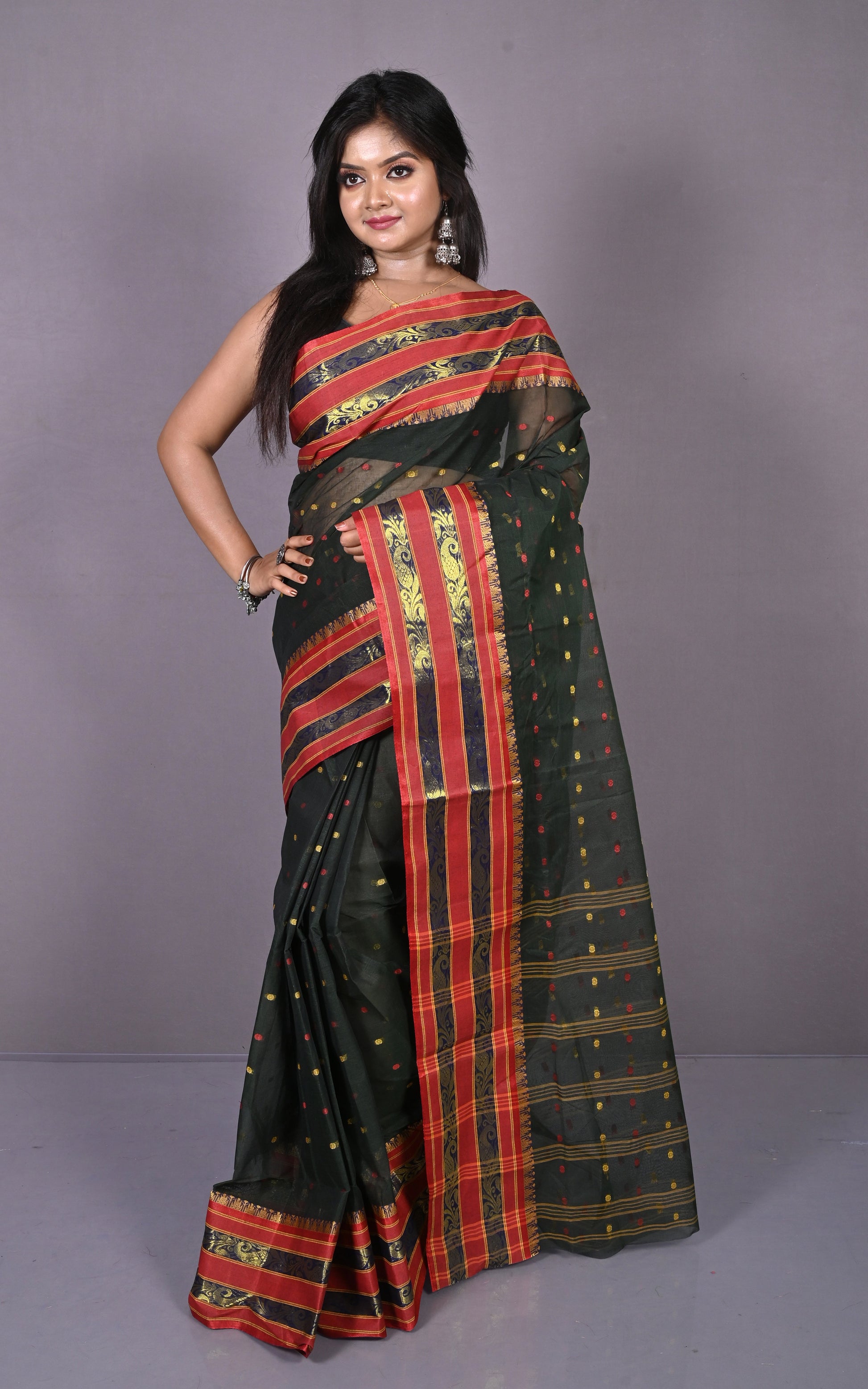 Designer Metro Nakshi Border Bengal Tangail Hazar Butti Cotton Saree in Black and Red