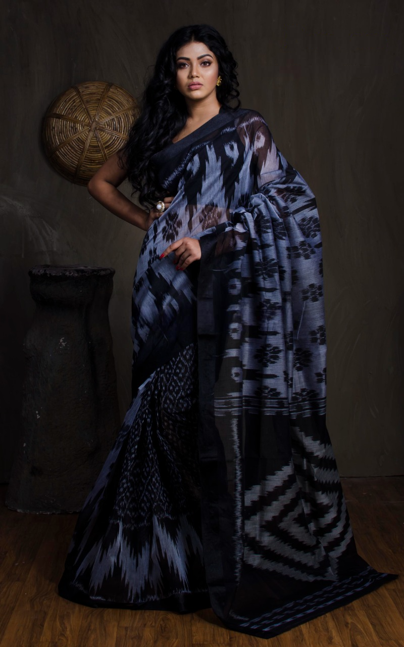 Begampuri Bengal Handloom Sambalpuri Kotki  Cotton Saree in Light Grey and Black