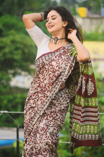 Dhaure - Wine Bagru Natural Dyes Handblock Printed - Cotton Mulmul Saree