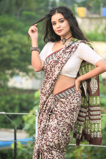 Dhaure - Wine Bagru Natural Dyes Handblock Printed - Cotton Mulmul Saree