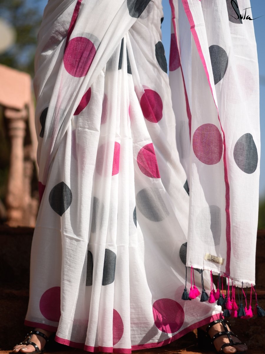 Boldly shy - Suta Bombay