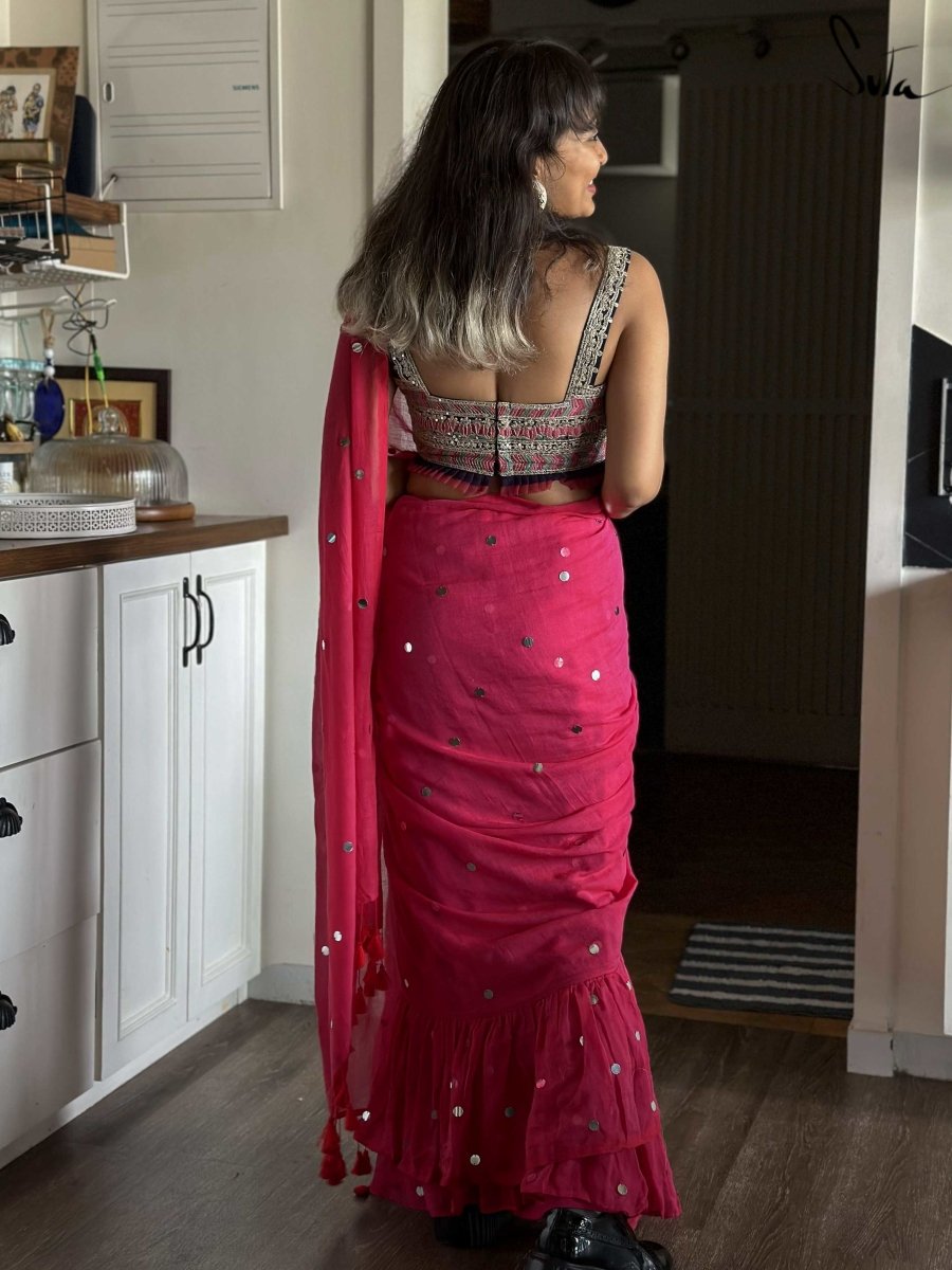 Dancing Hibiscus Nights - suta