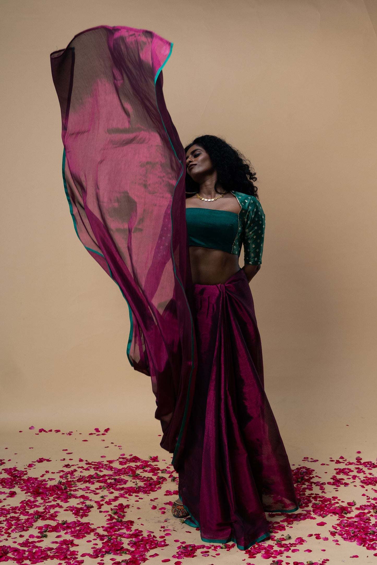 DIVIJA saree I Dark Pink Handloom Tissue Saree