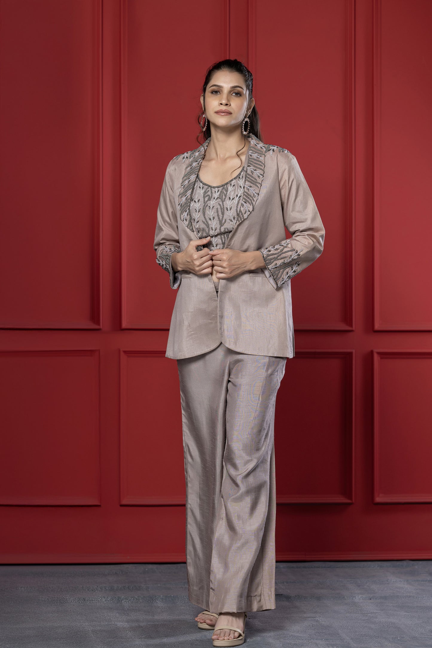 Monochrome Mauve Dola Silk cutdana Blazer Set