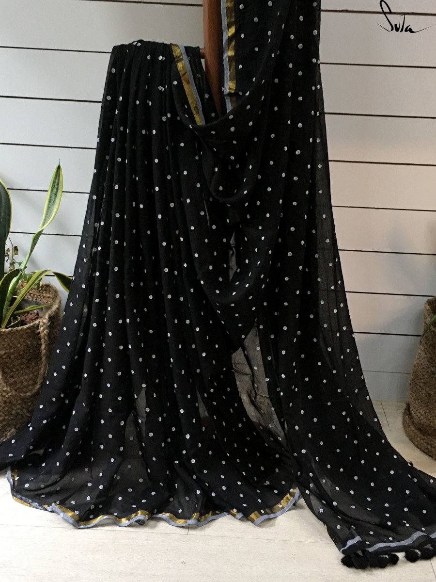 Dots and gold streak - Suta Bombay