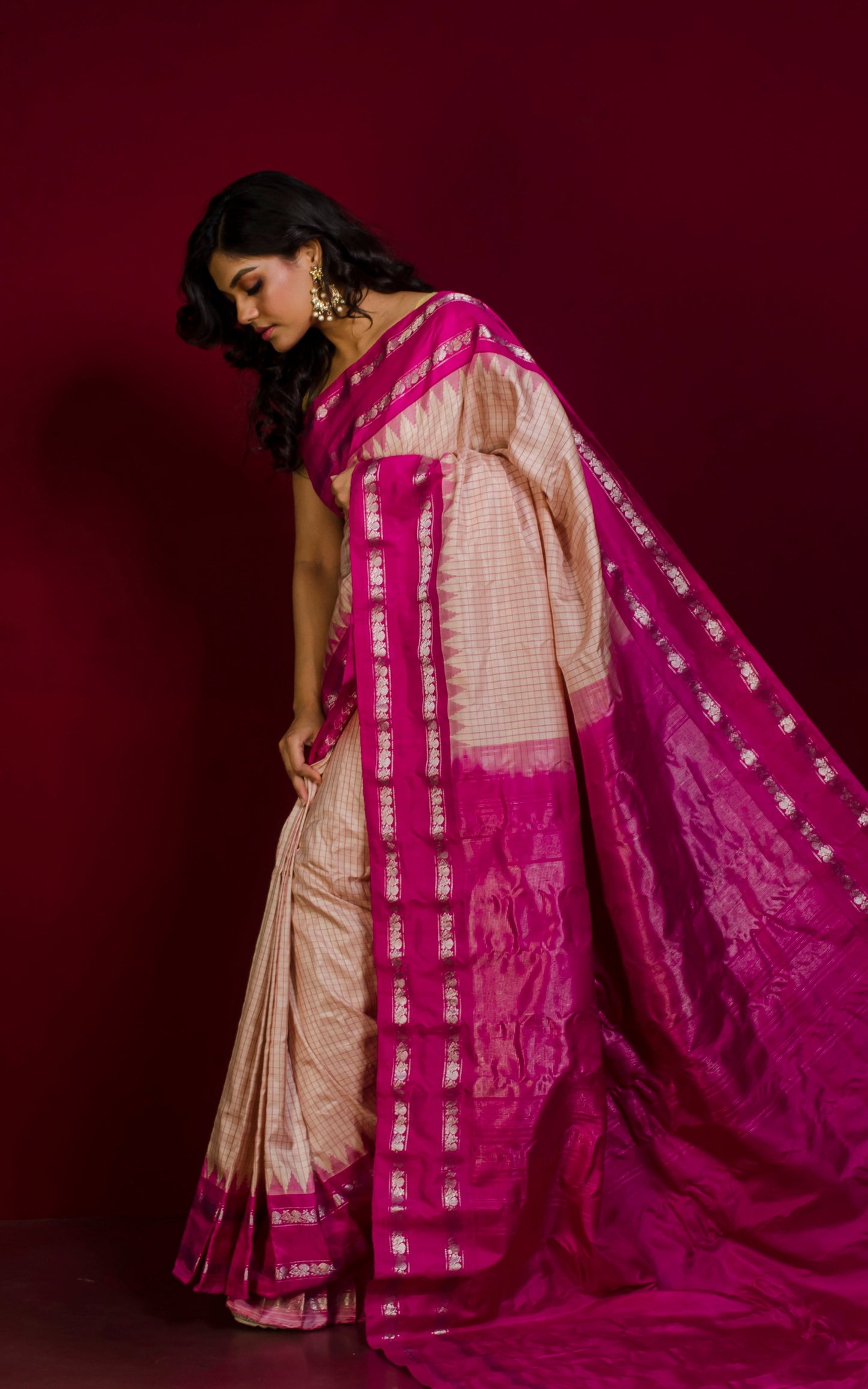 Pure Silk Checks Gadwal Silk Saree in Parmesan, Magenta and Silver Zari Work