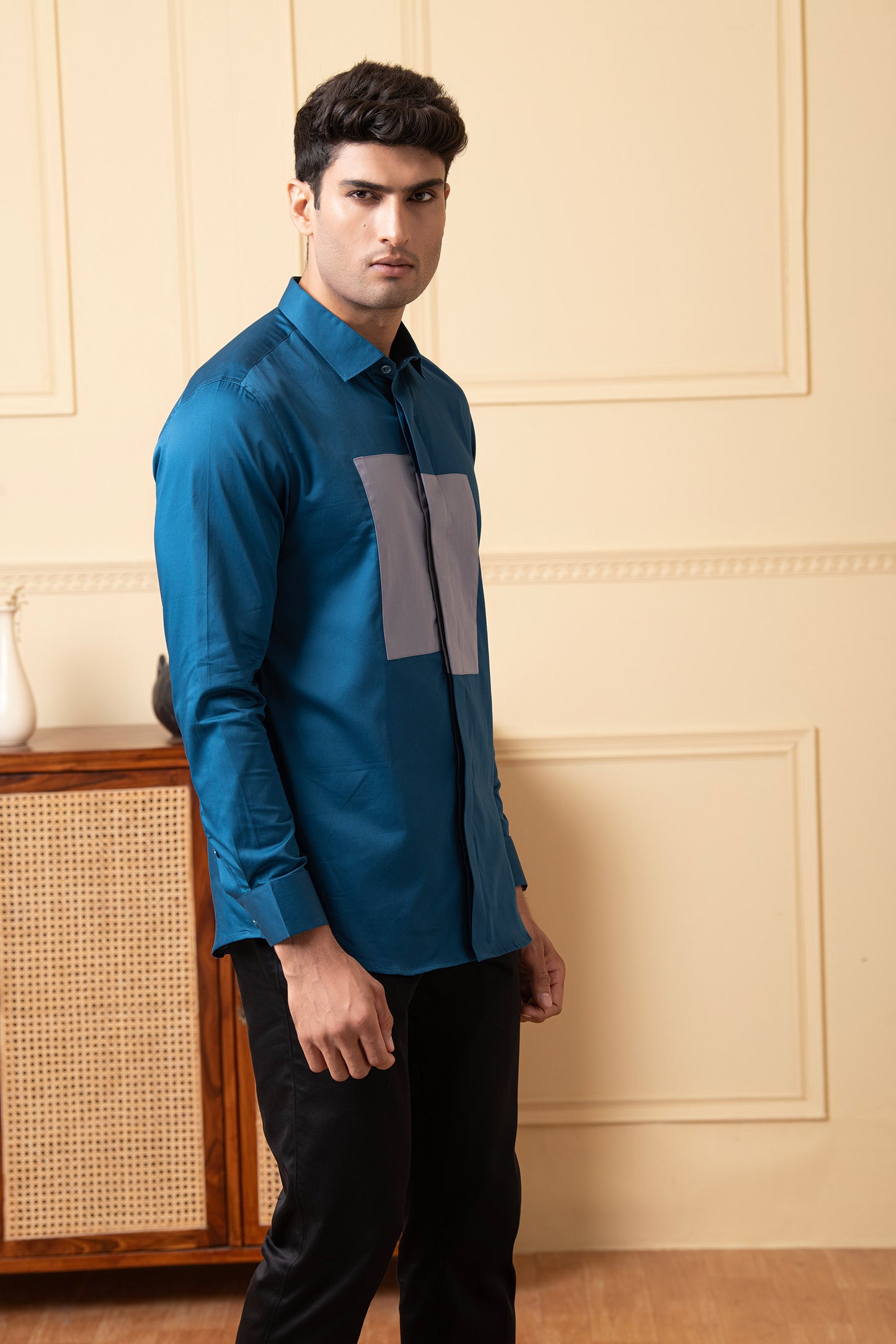 Blue Giza Cotton Blue shirt with a grey patch box