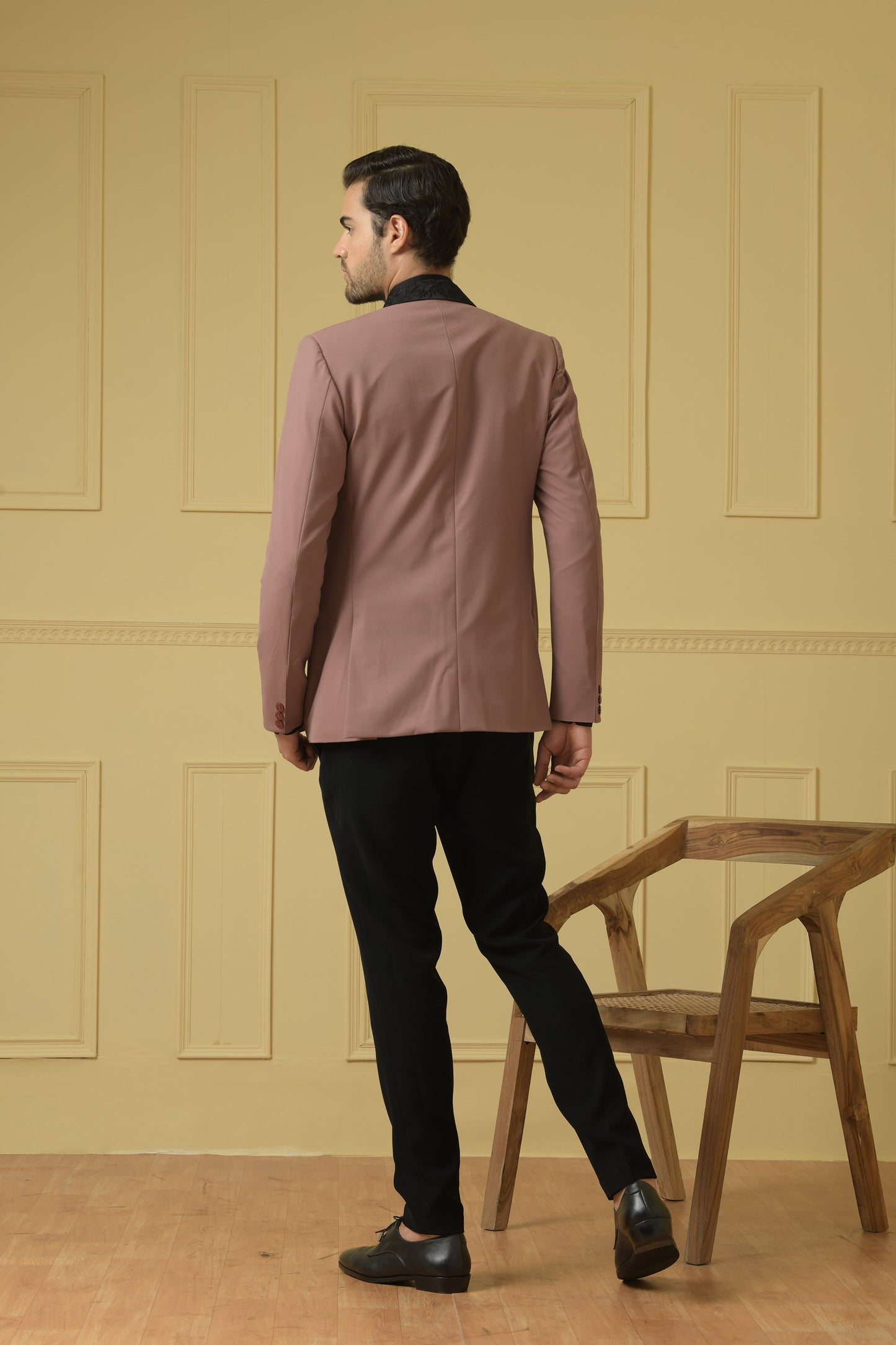 Fasinante Mauve Satin Hand Embroidered Formal Blazer