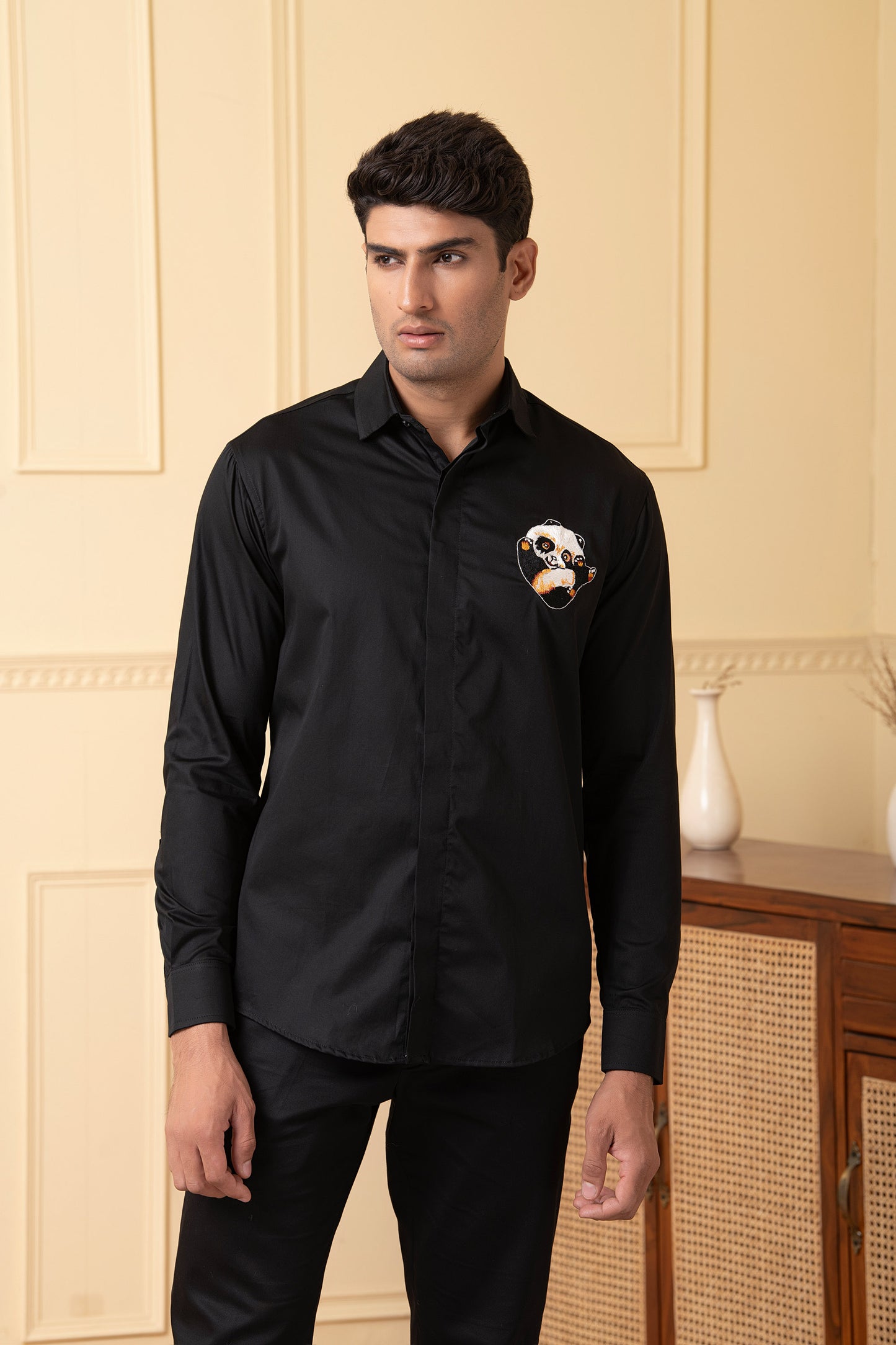 Black Giza Cotton Pandorable shirt