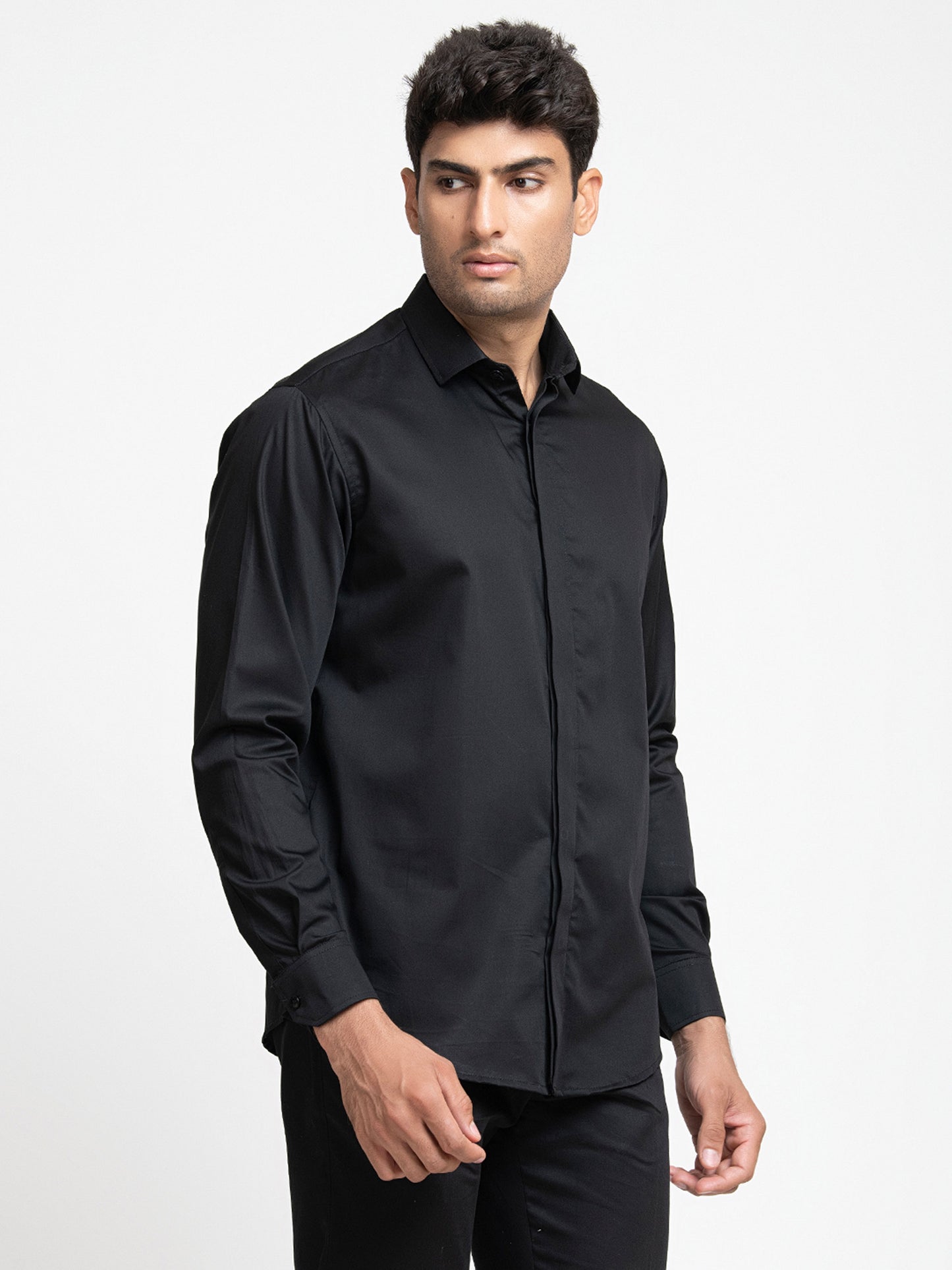 Black Cotton satin perto solid Black Shirt