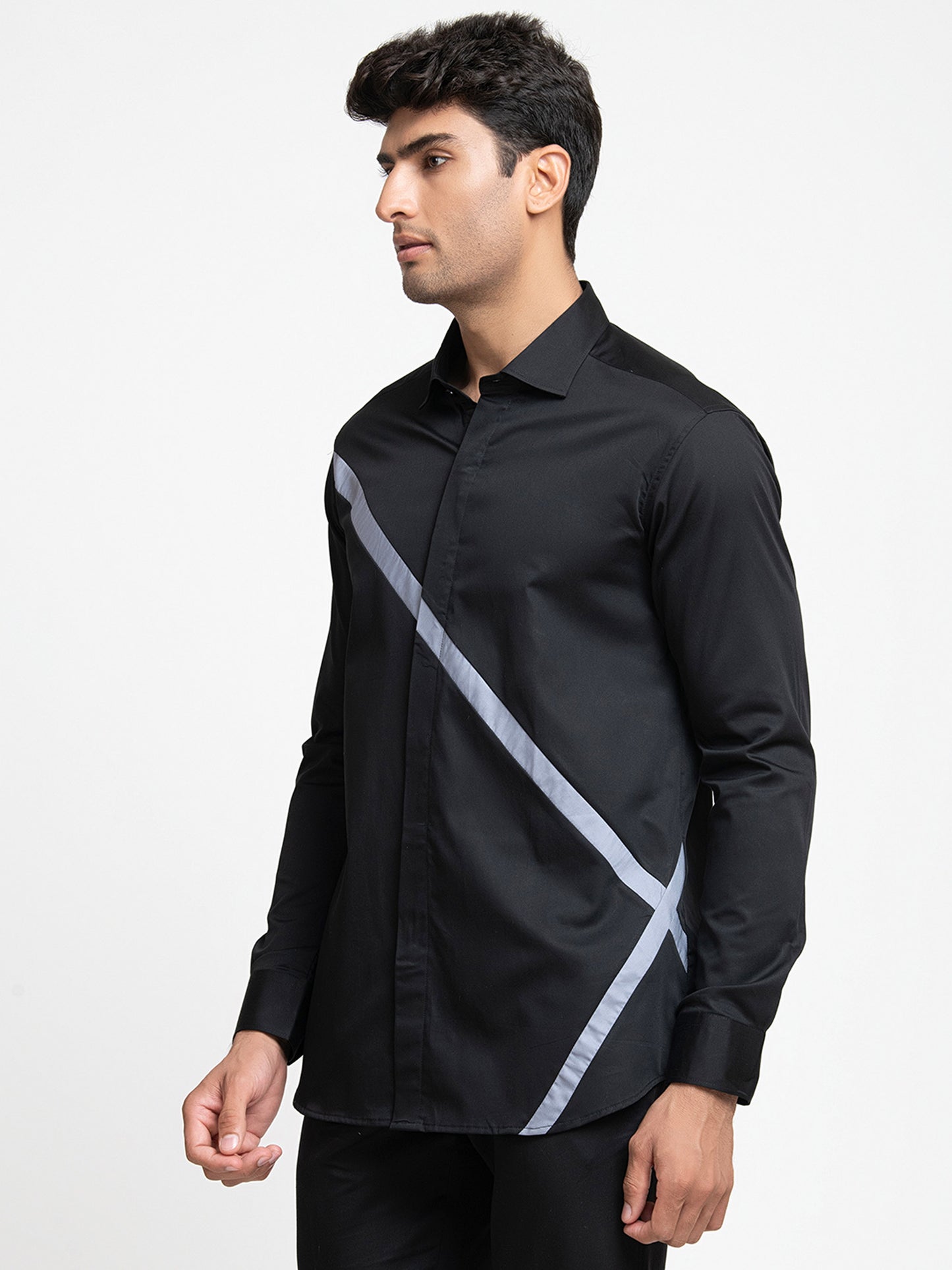 Black Giza Cotton Black shirt with v-shaped grey strip