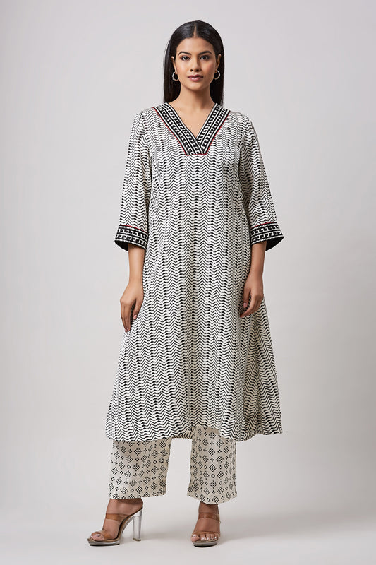 Metro Block Print V Neck Co-ord-set