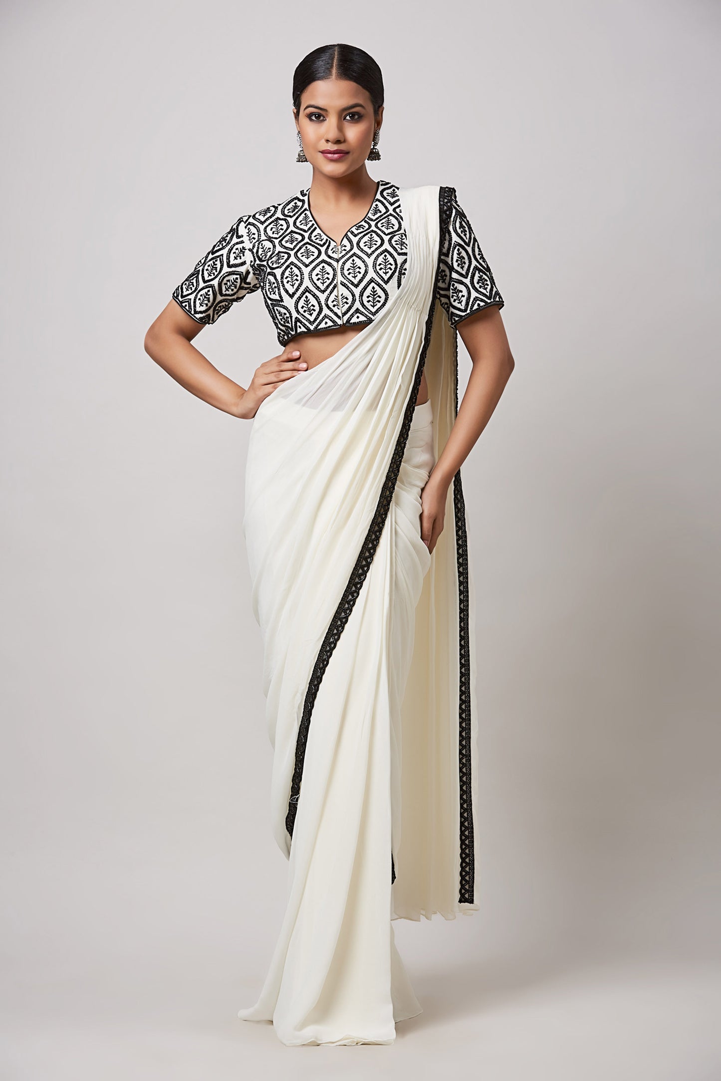 Ivory Pre Drape Saree With Blouse
