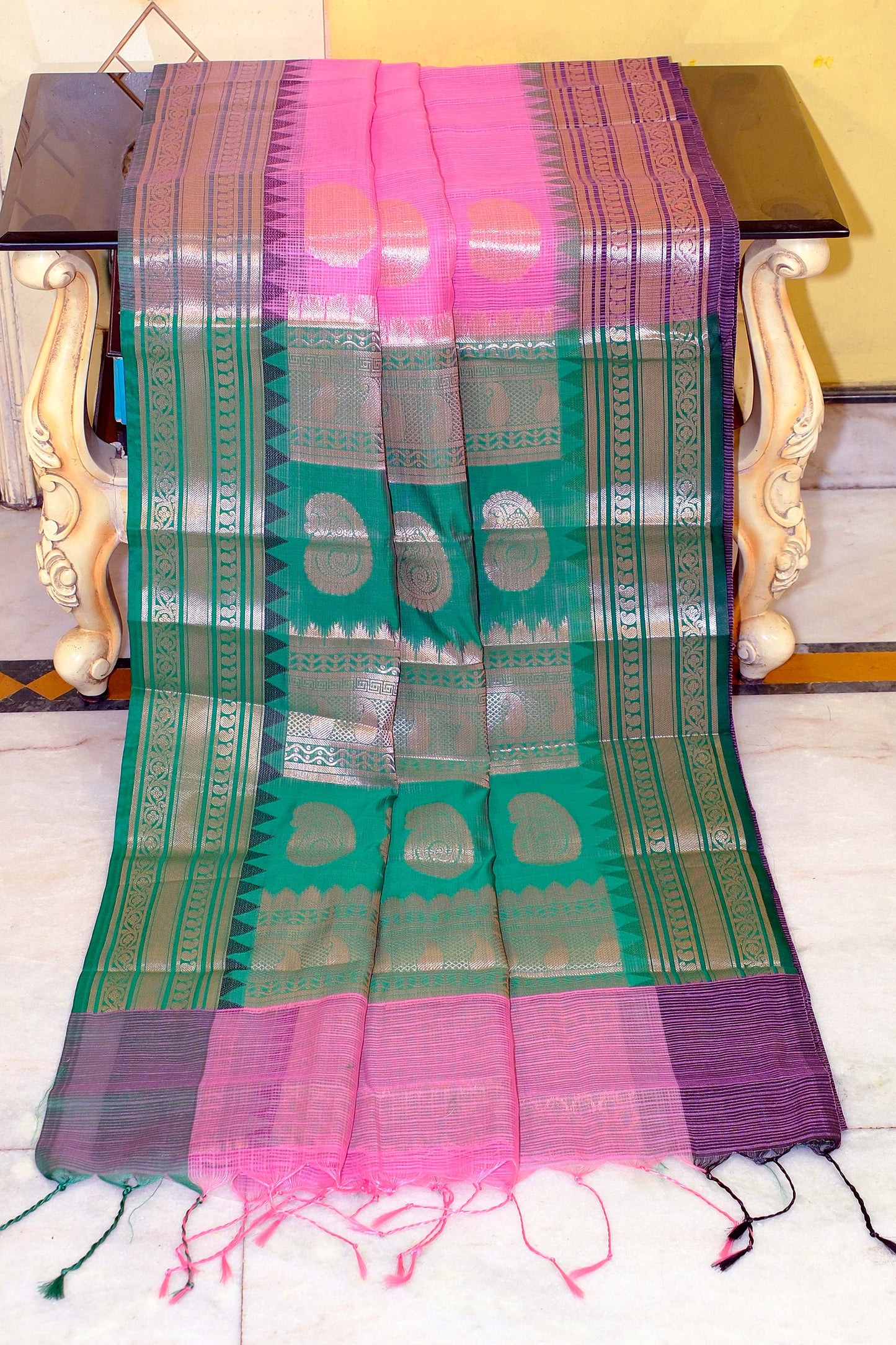 Traditional Ganga Jamuna Border Cotton Kota Checks Gadwal Saree with Rich Pallu in Persian Pink, Pine Green and Black