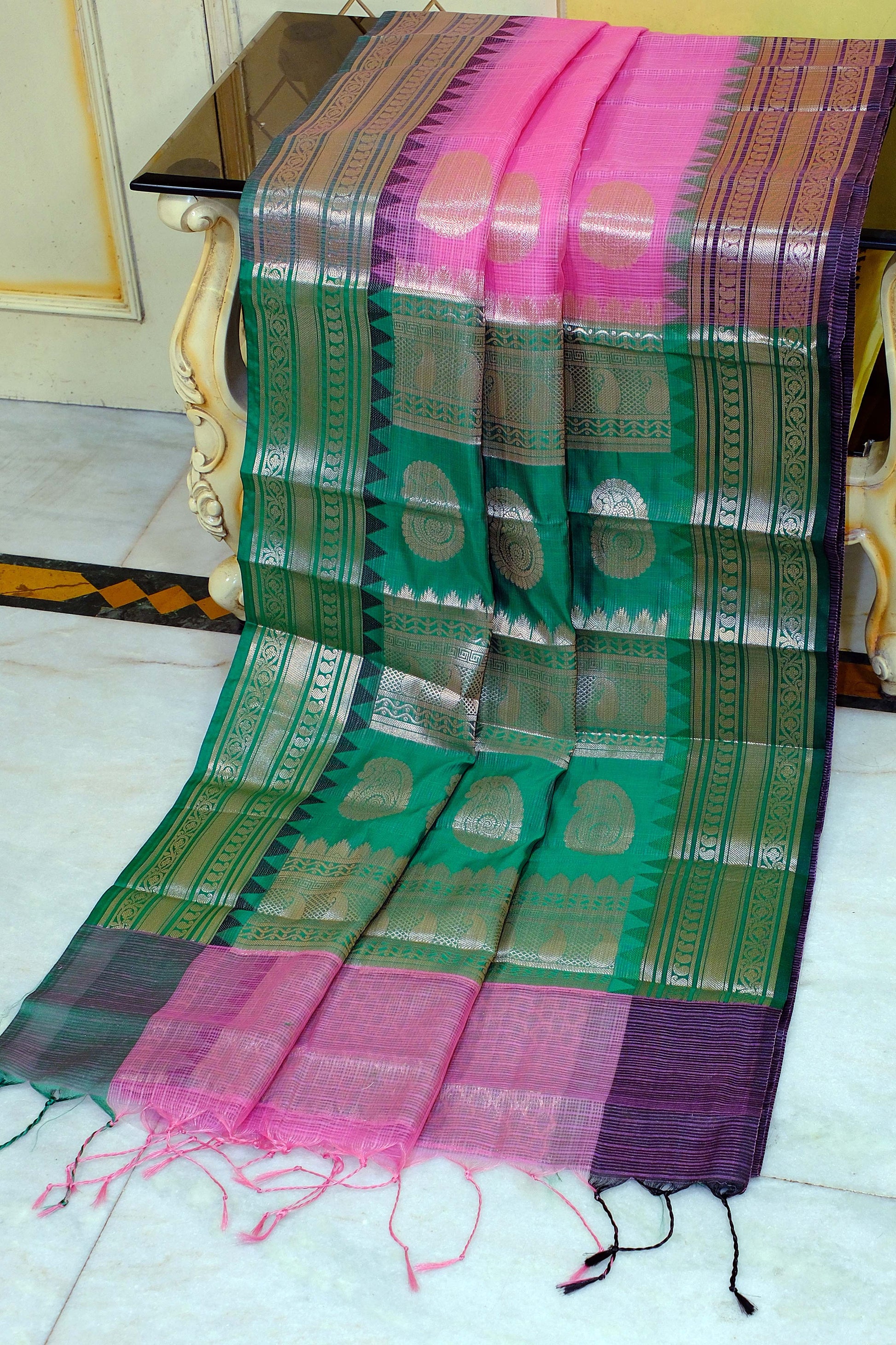 Traditional Ganga Jamuna Border Cotton Kota Checks Gadwal Saree with Rich Pallu in Persian Pink, Pine Green and Black