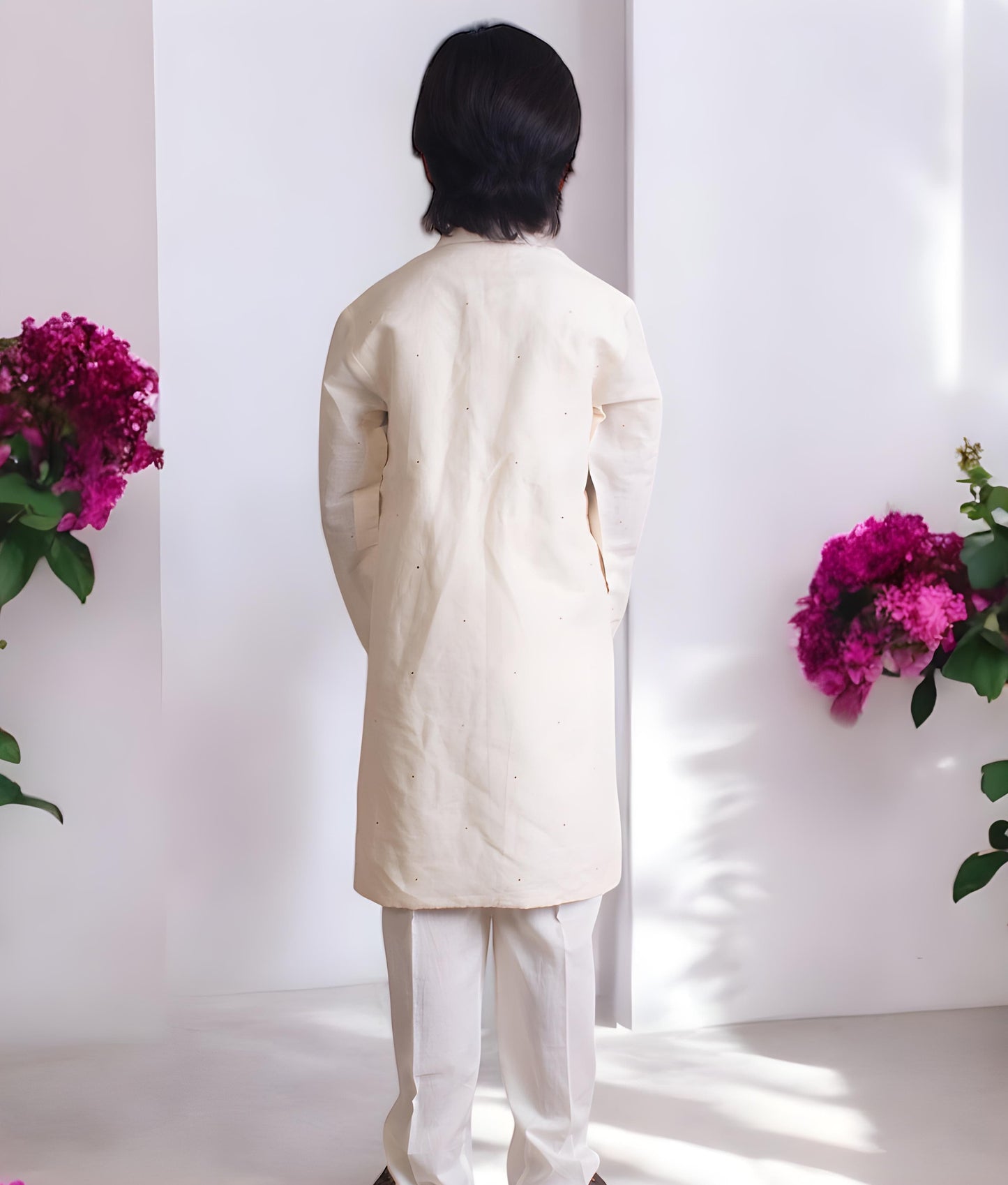 Manufactured by FAYON KIDS (Noida, U.P) Off white Faux Mukaish Work Kurta with Pant