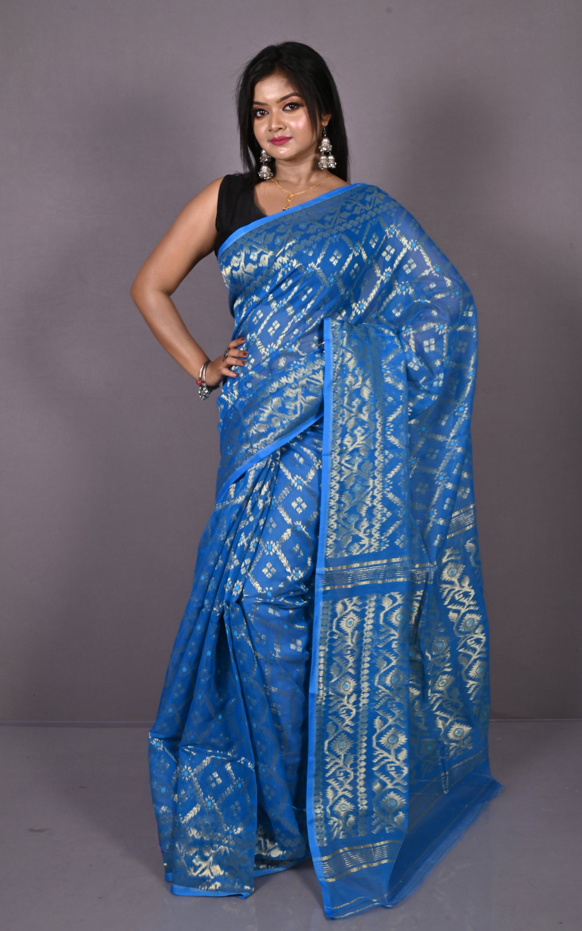 Soft Zari Brocade Dhakai Jamdani Saree in Strobe Blue and Golden