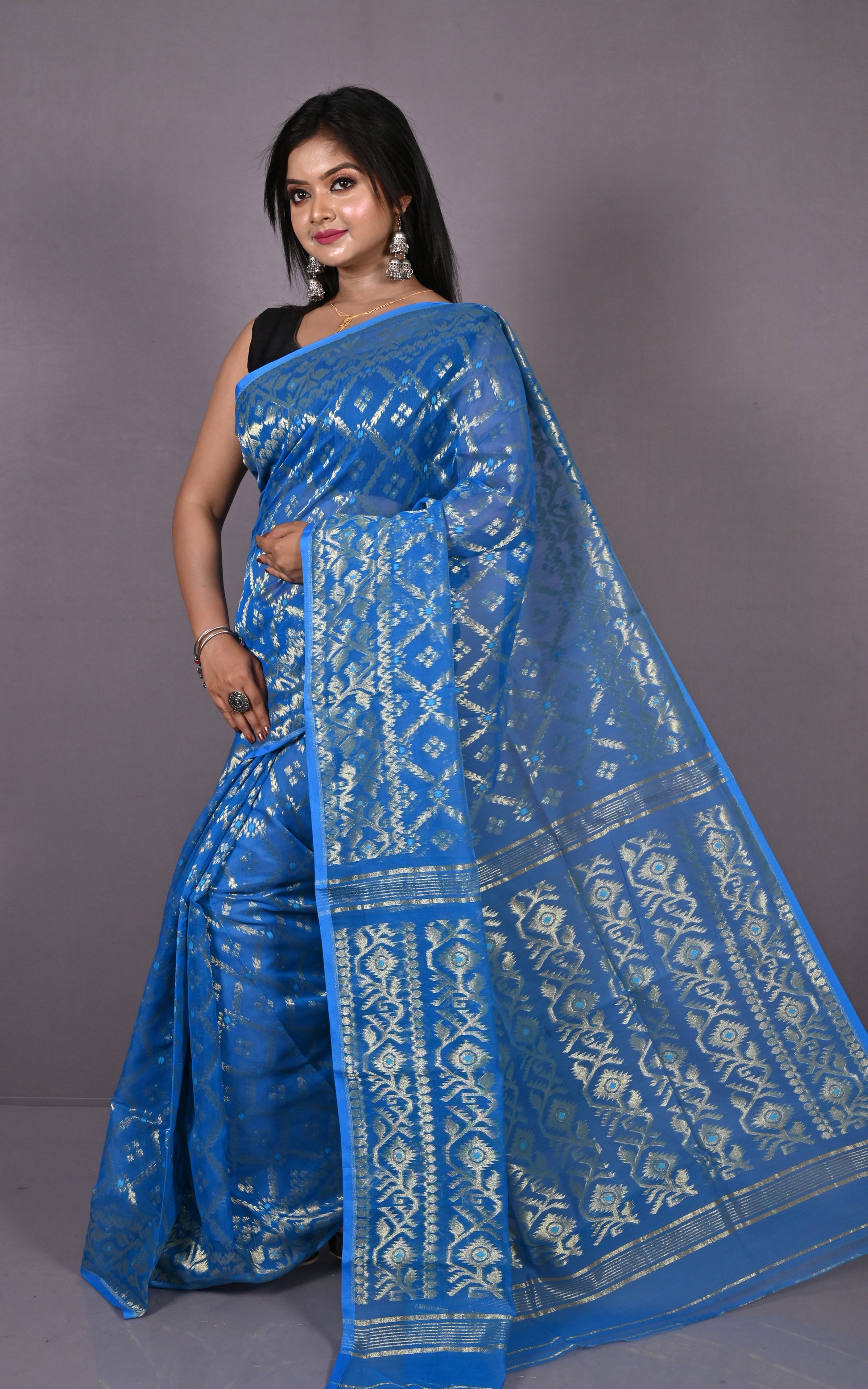 Soft Zari Brocade Dhakai Jamdani Saree in Strobe Blue and Golden